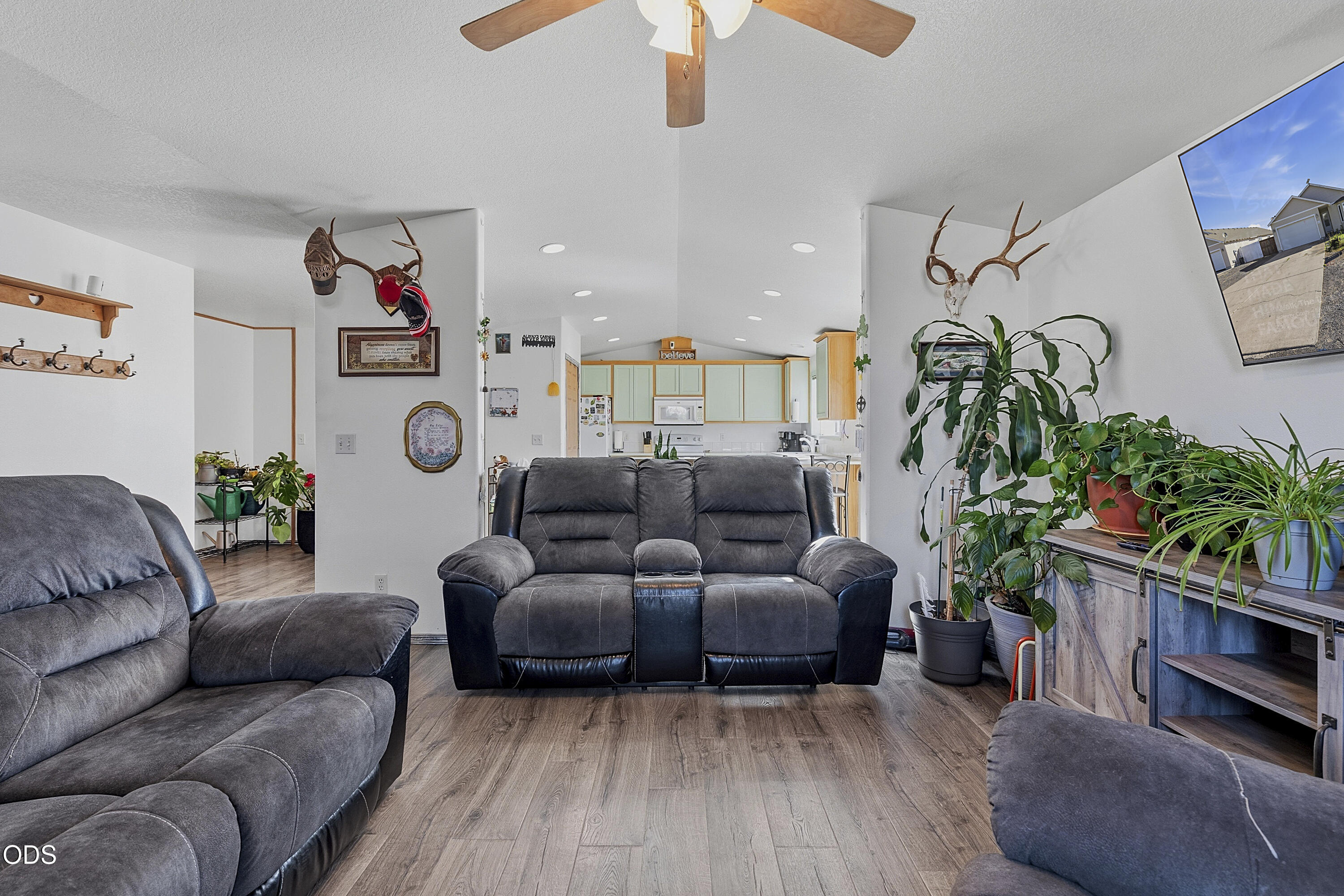 316 Center Ridge Drive