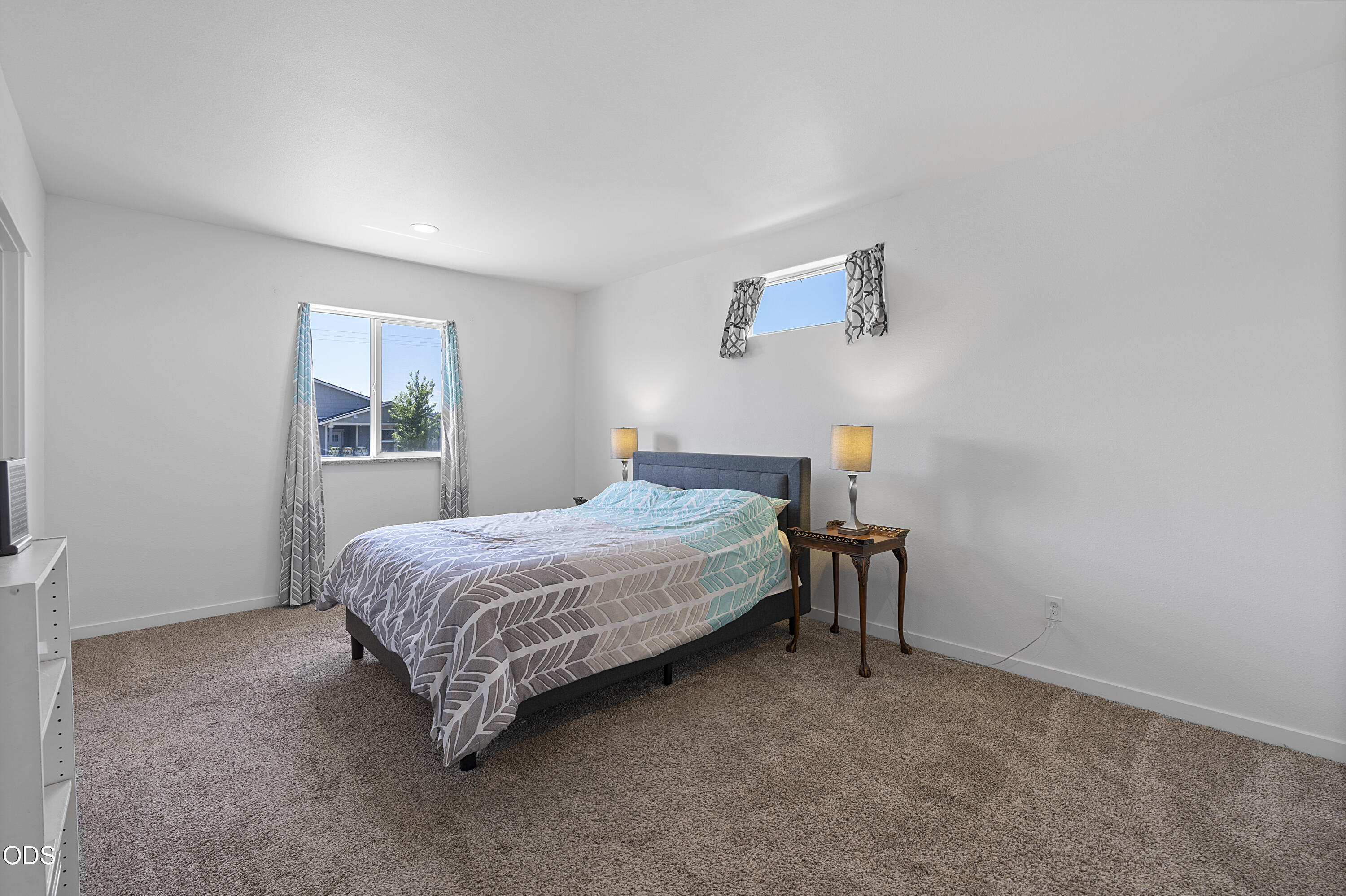 976 SE Maui Lane