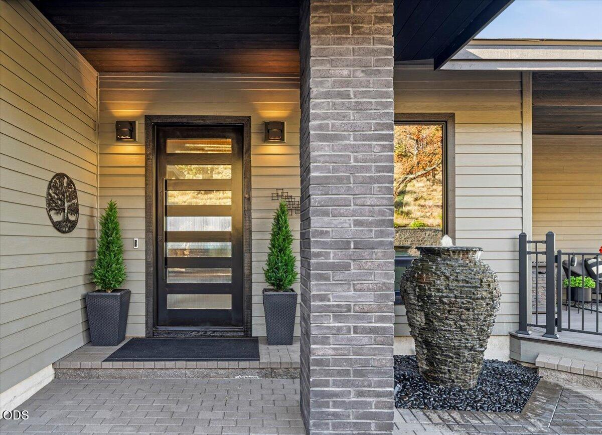 10504 Bitterbrush Court
