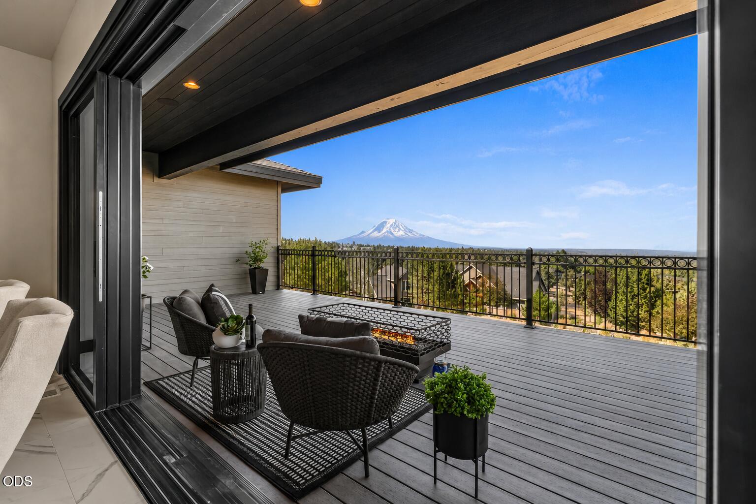 10504 Bitterbrush Court
