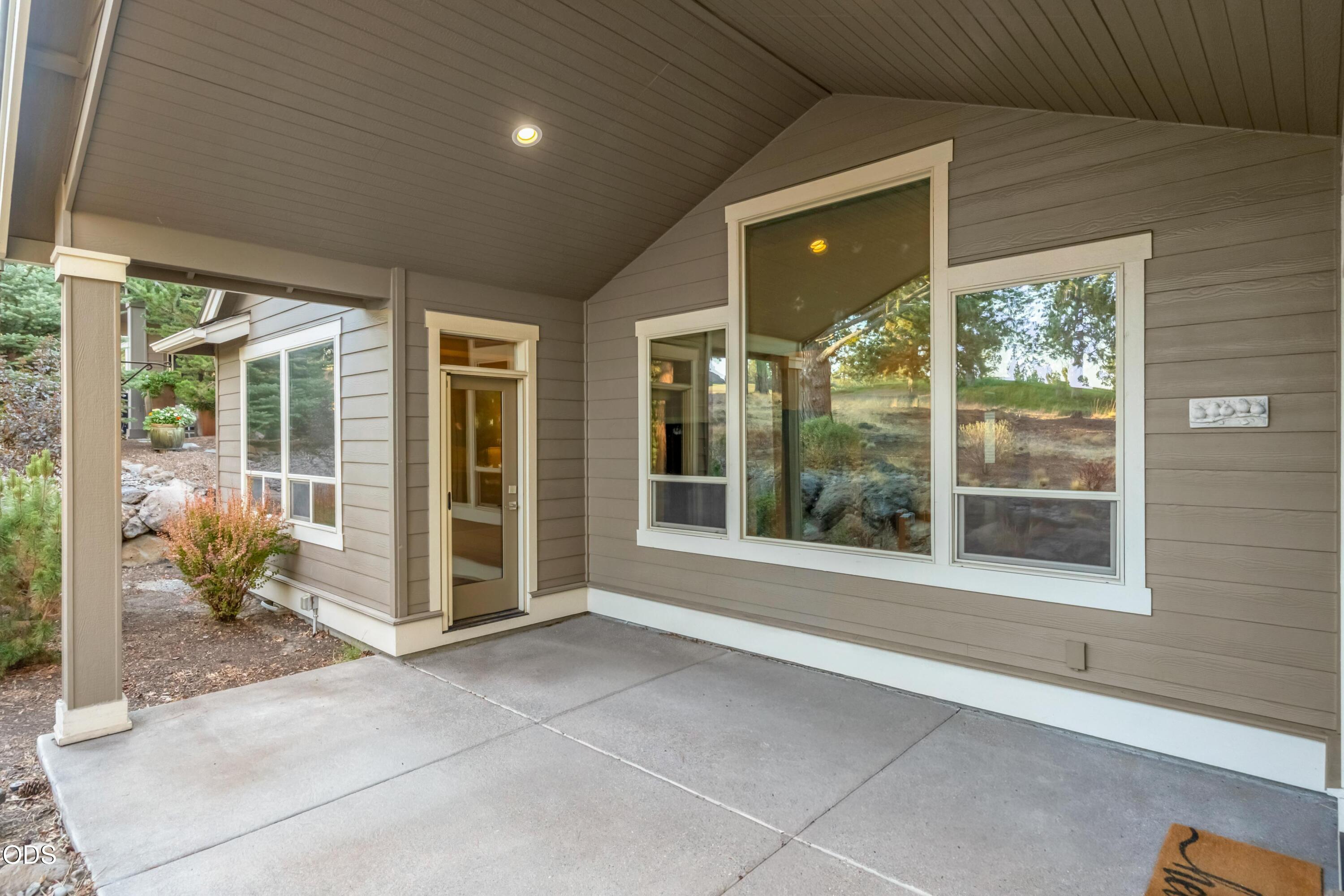 2557 NW Pine Terrace Drive