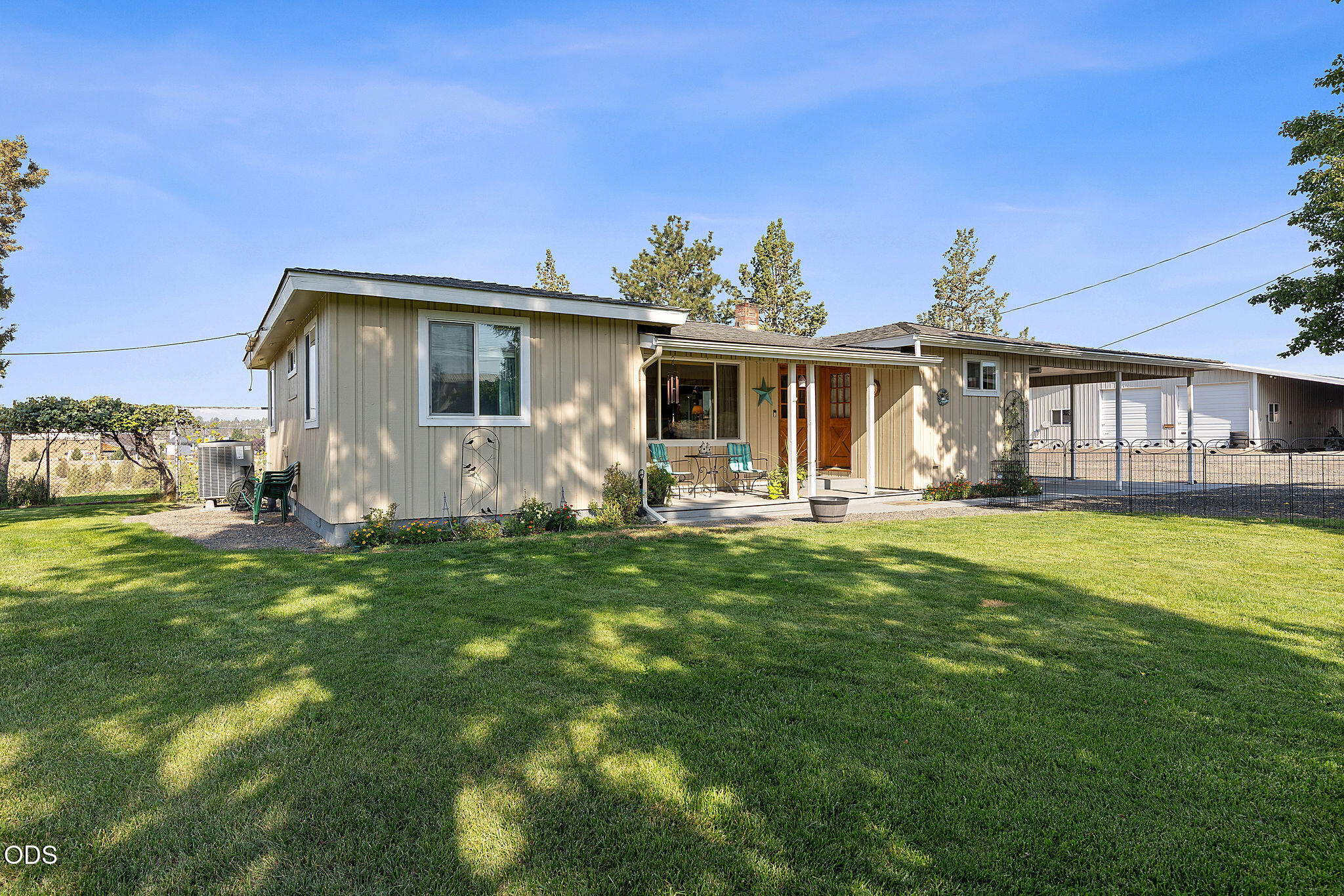1604 S Adams Drive