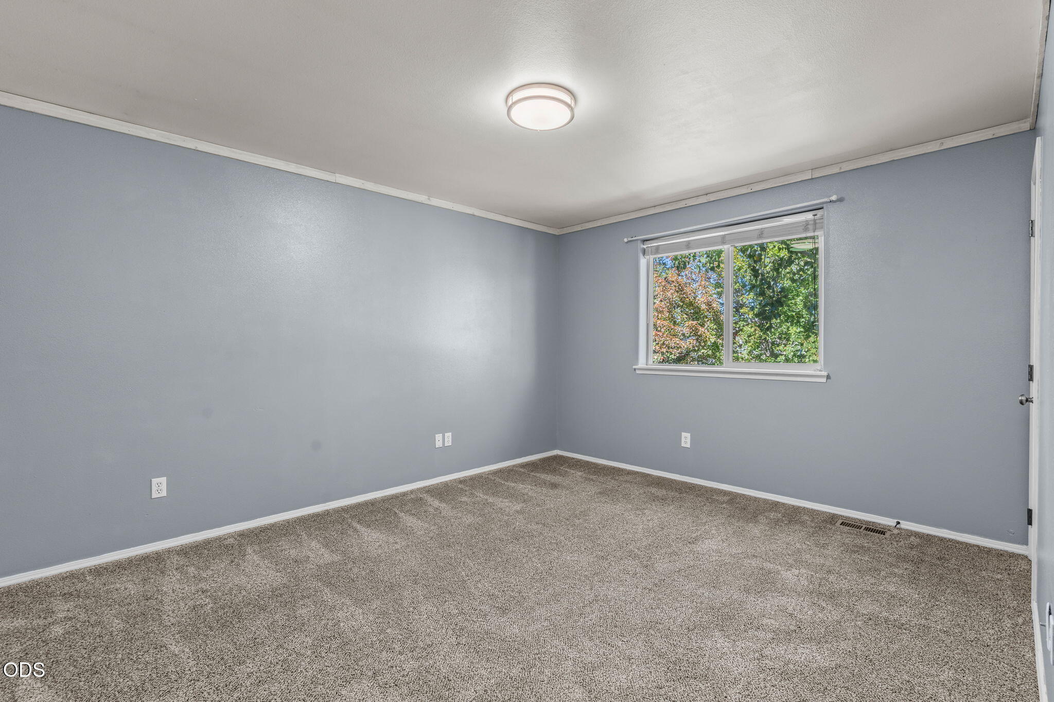 1923 NW Joshua Tree Court