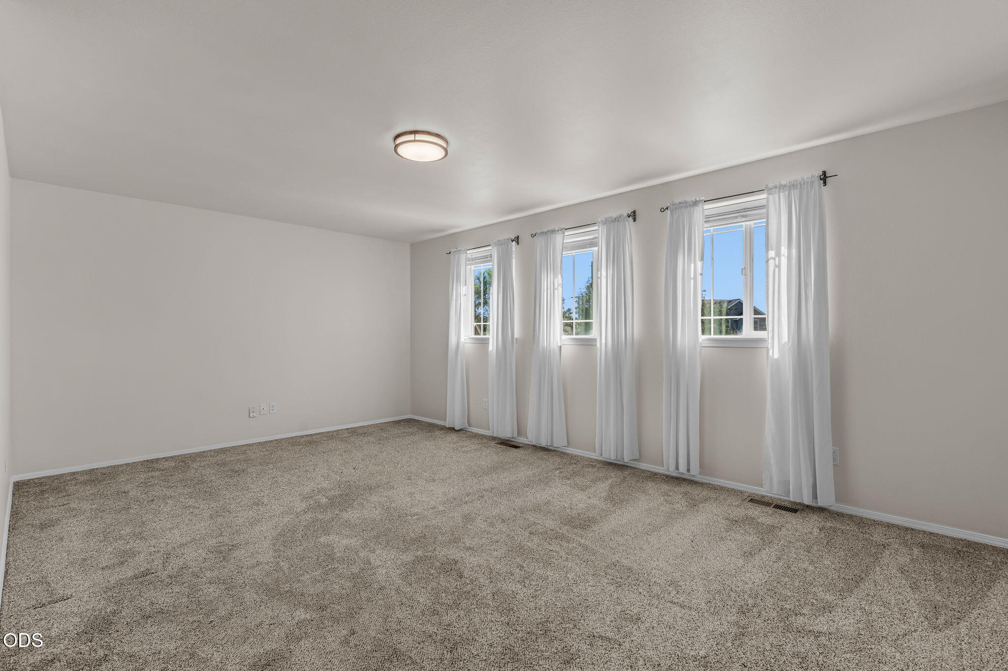1923 NW Joshua Tree Court