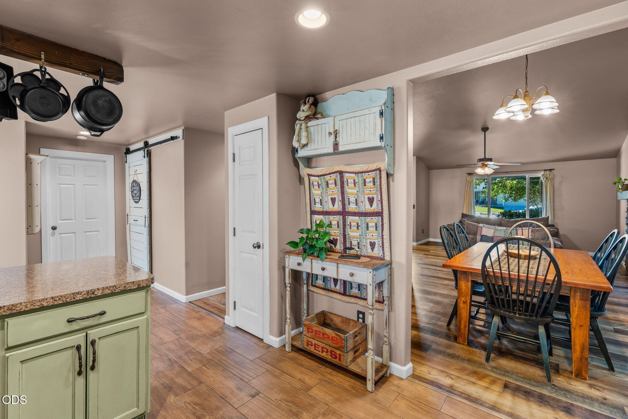 1923 NW Joshua Tree Court