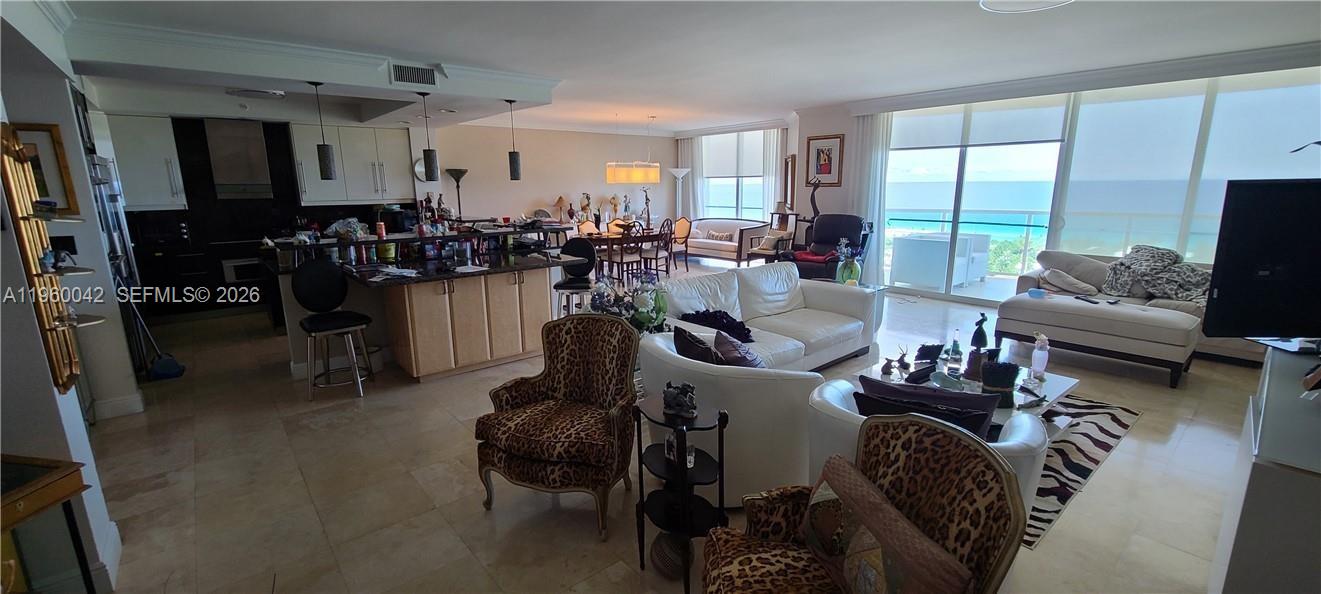 20201 E Country Club Dr # 2303