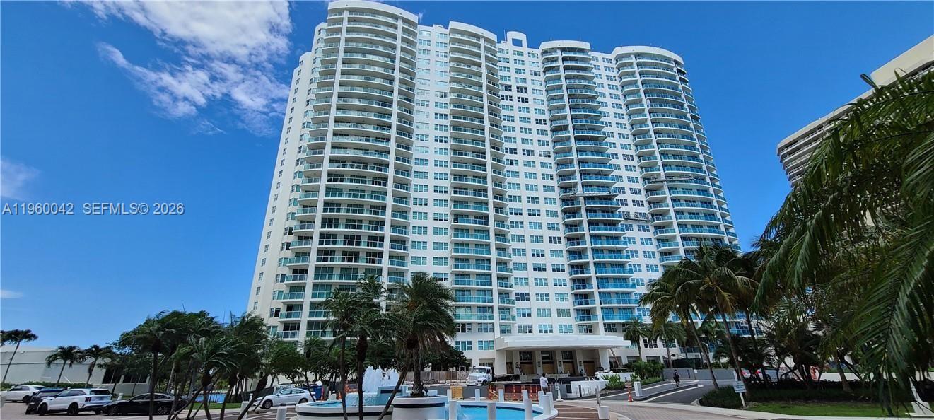 20201 E Country Club Dr # 2303