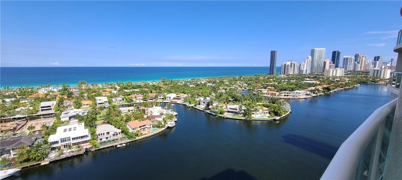 20201 E Country Club Dr # 2303