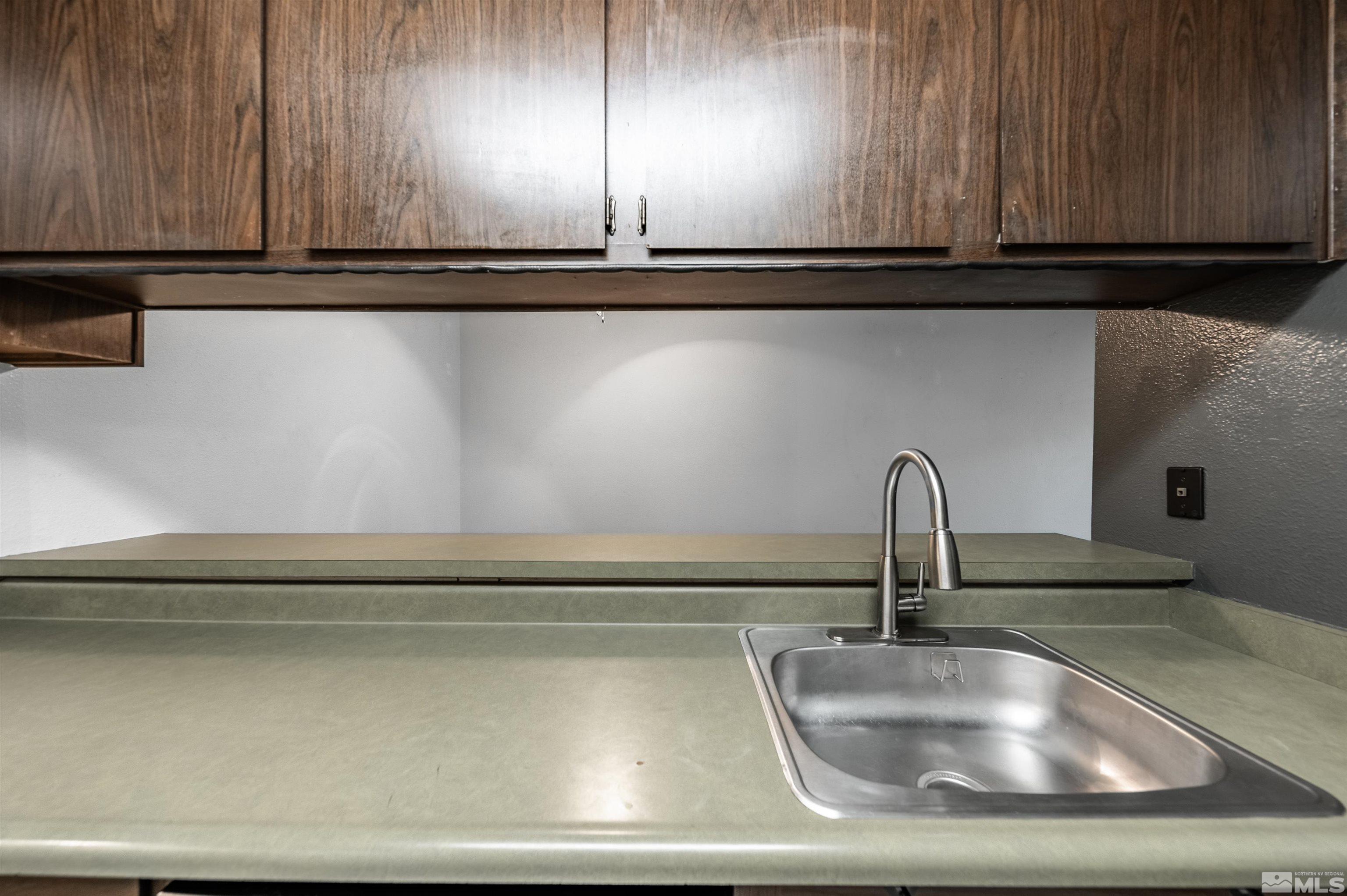 2700 Plumas Street, APT 212