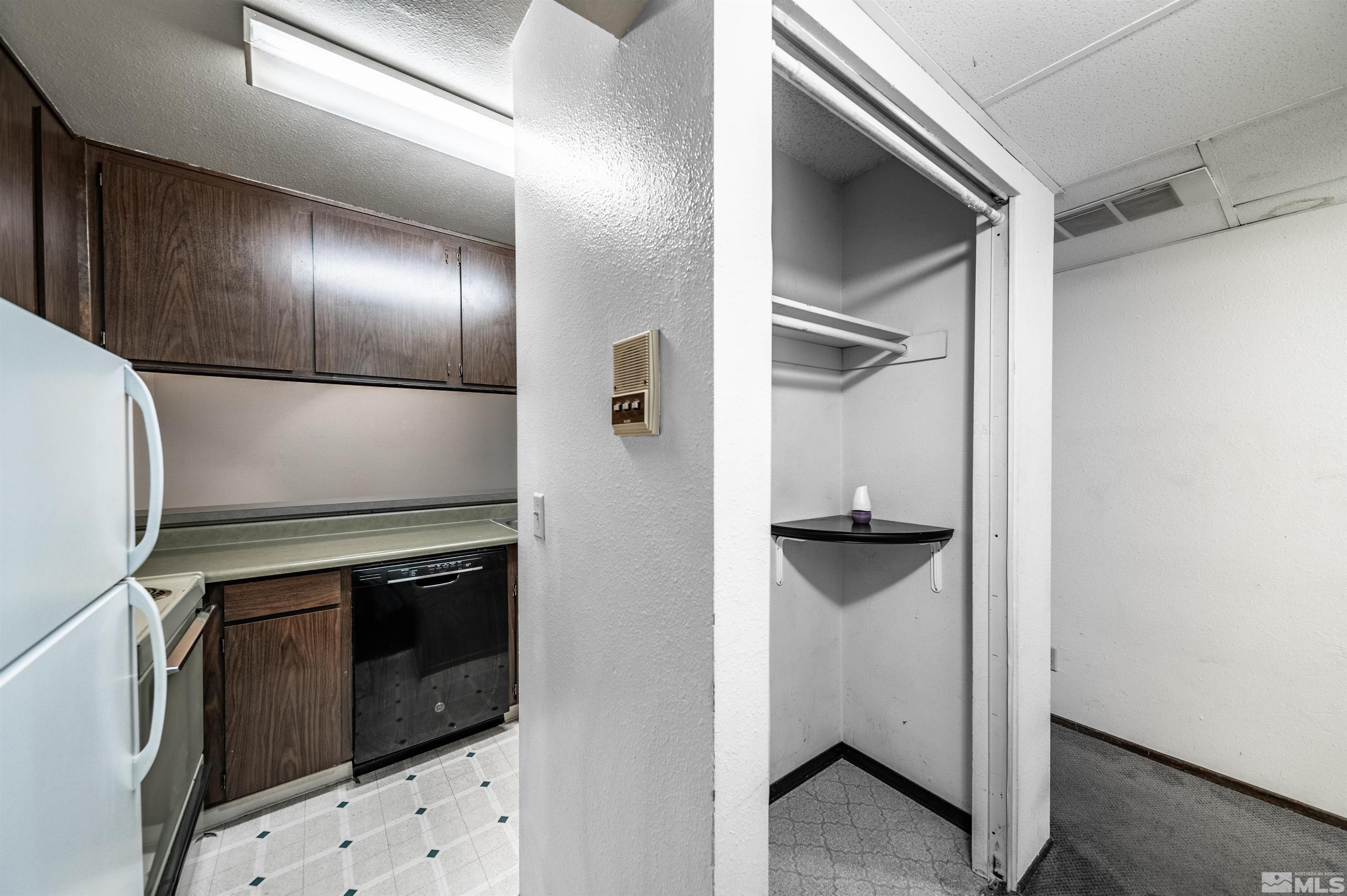 2700 Plumas Street, APT 212
