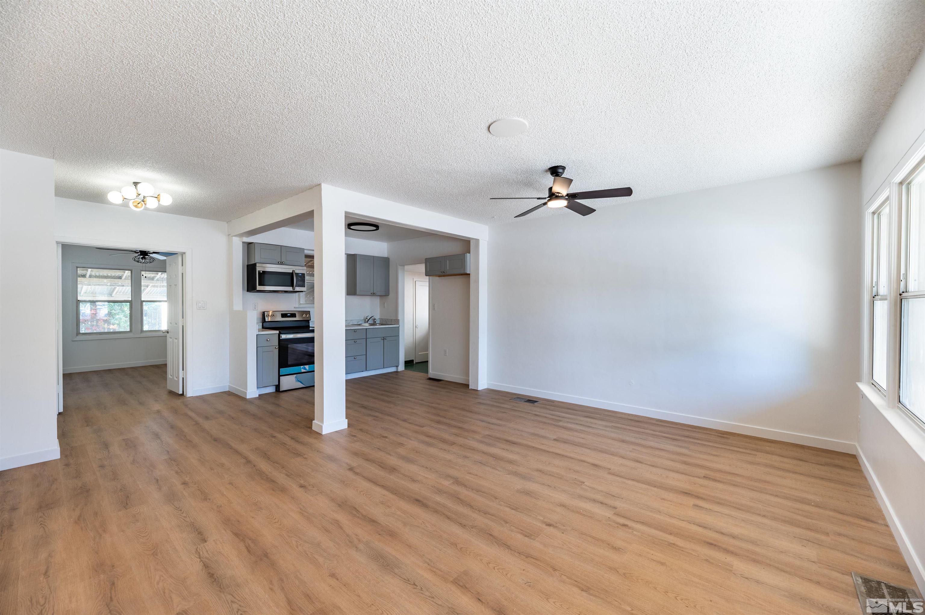 532 Prater Way