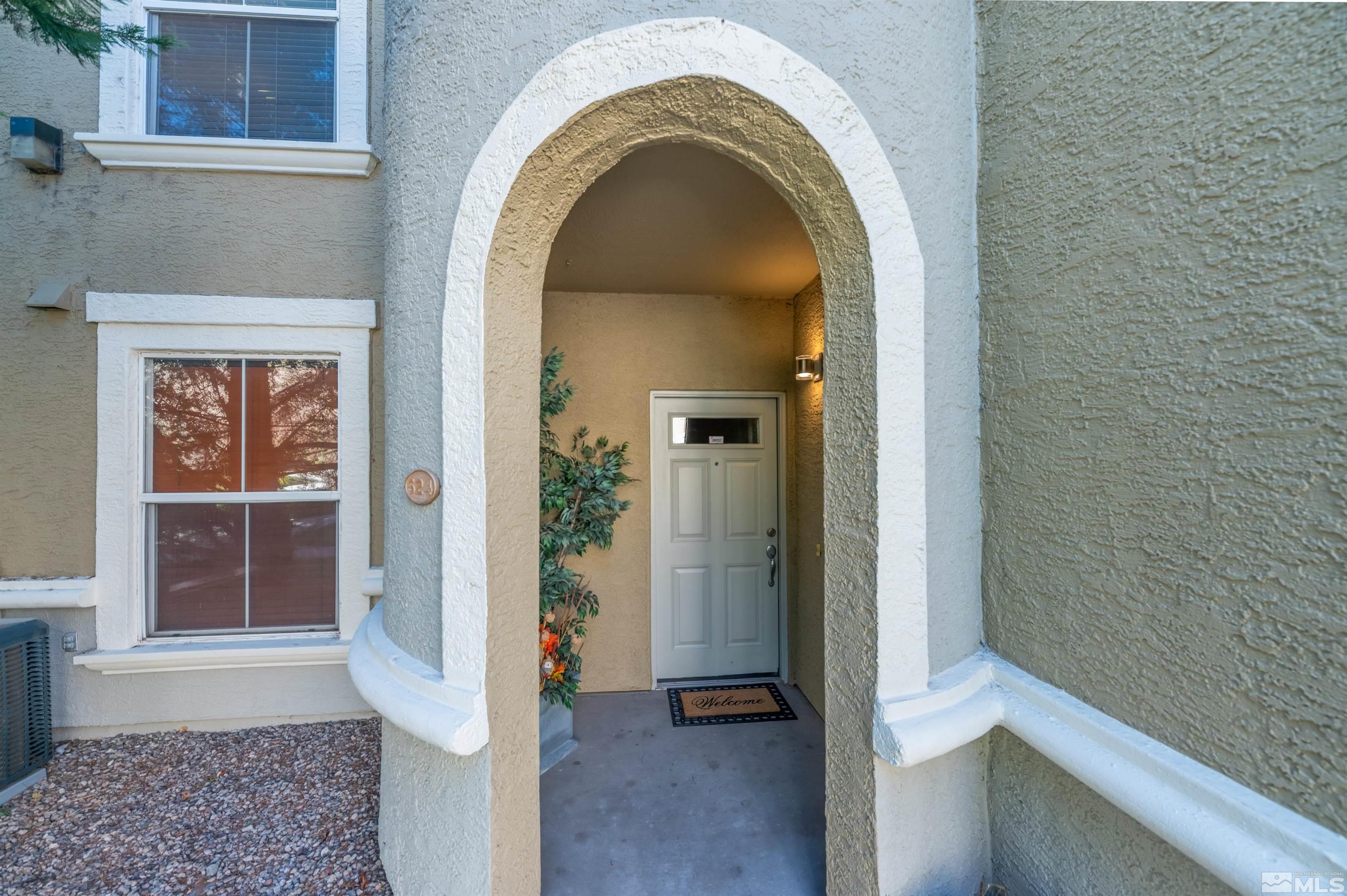 9050 Double R Boulevard, 624