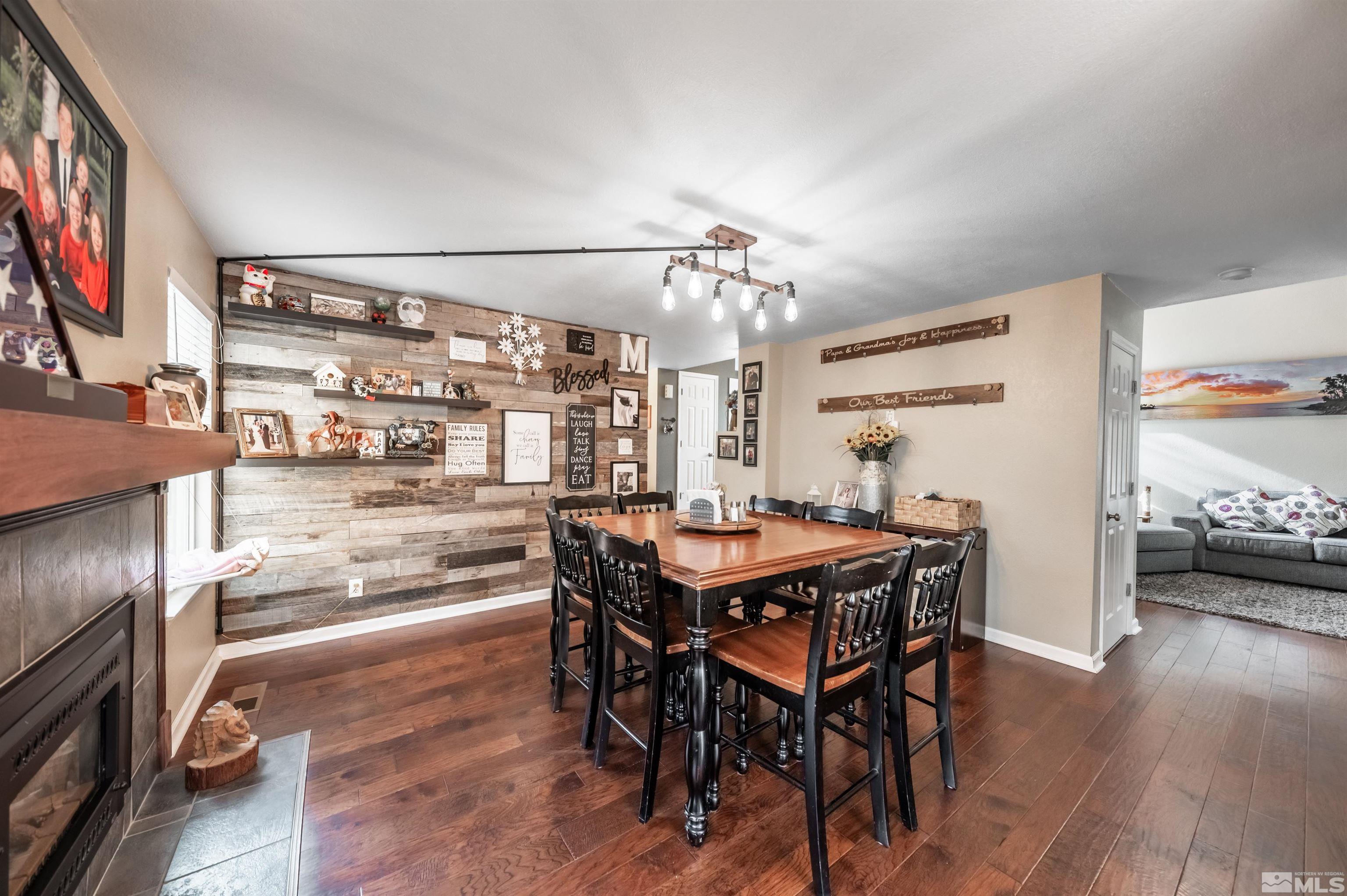 5591 E Rainbow Ridge Court