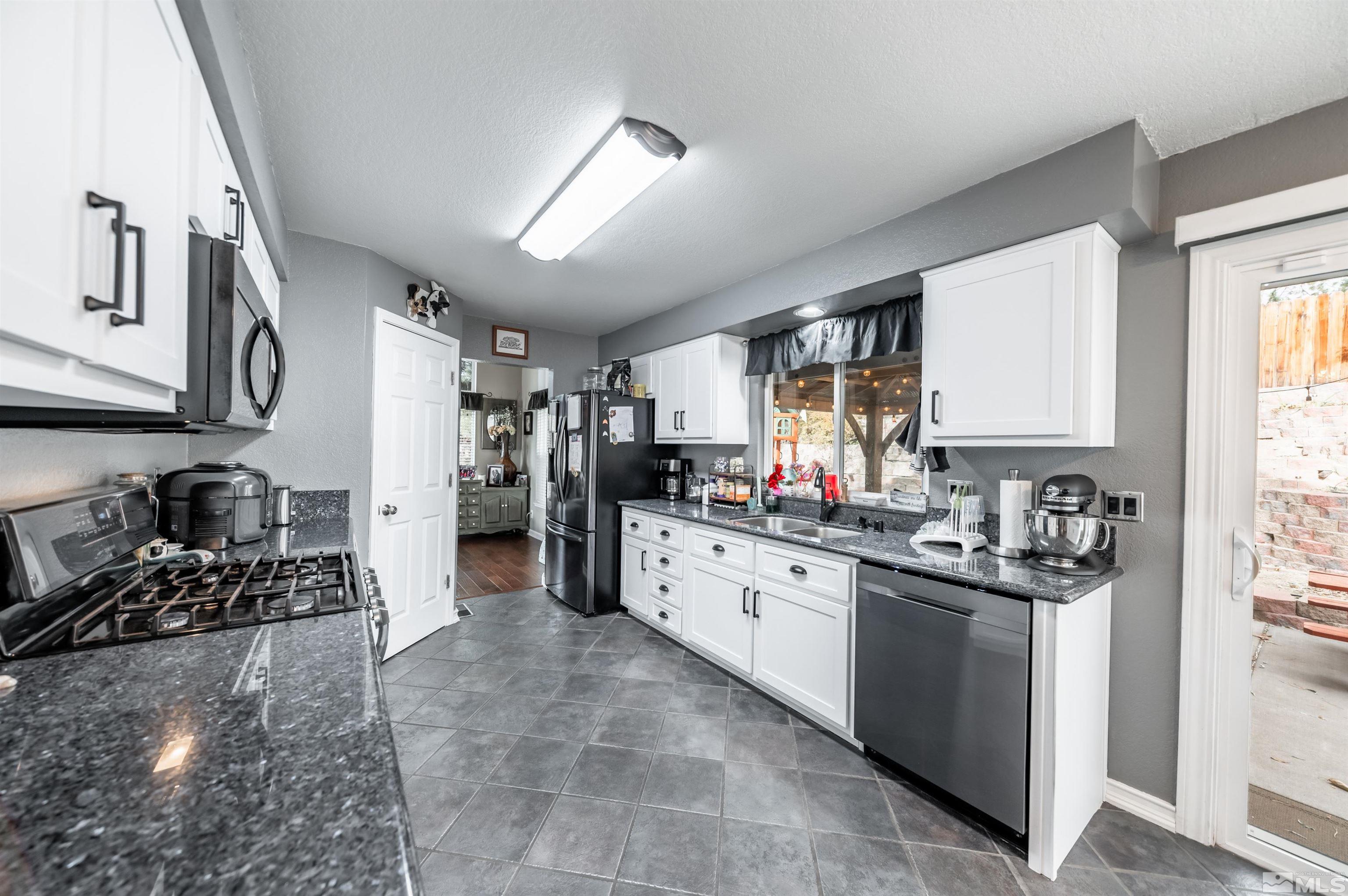 5591 E Rainbow Ridge Court