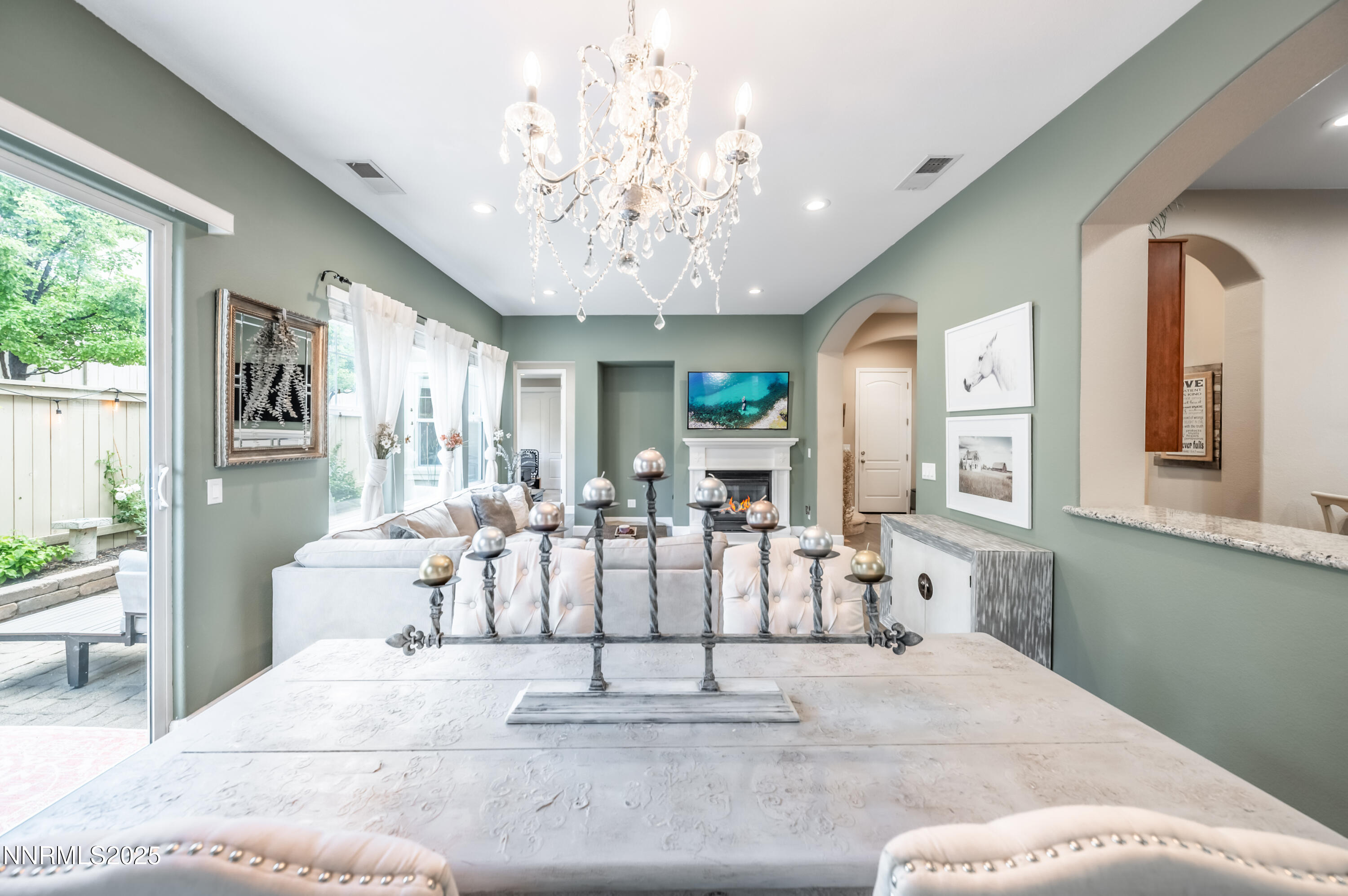 1612 Sawtooth Trail