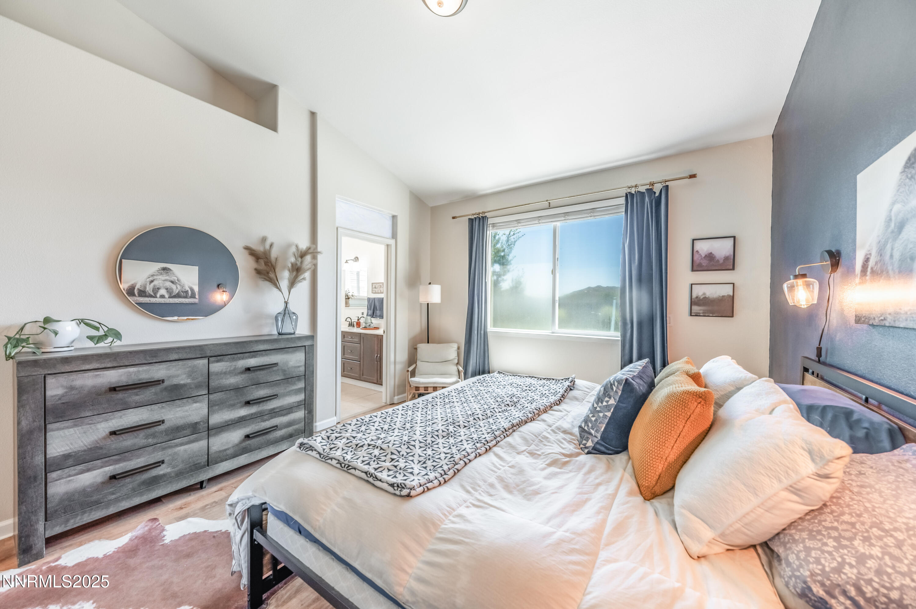 9561 Crystalline Drive