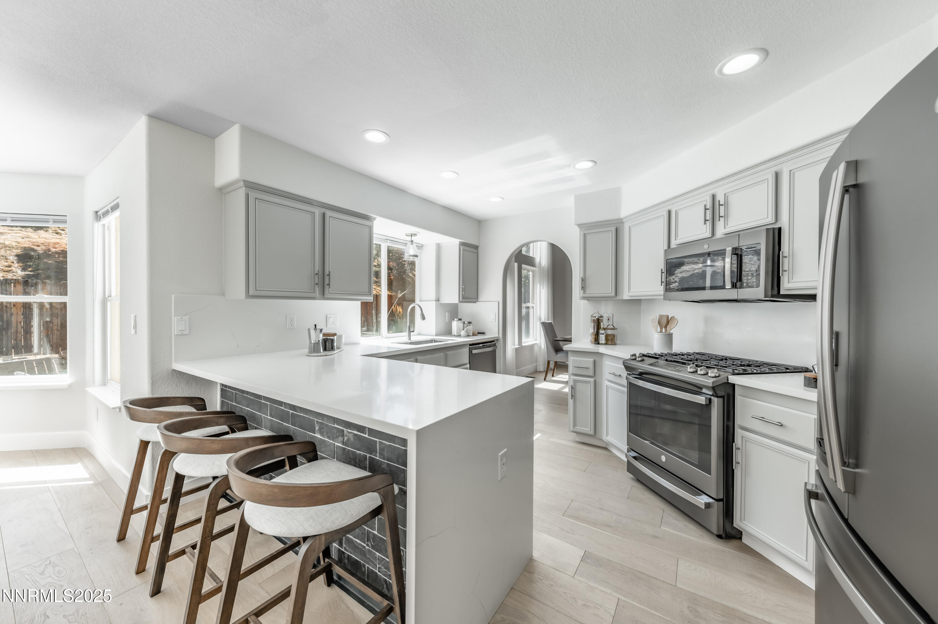 3332 Deer Ridge Court