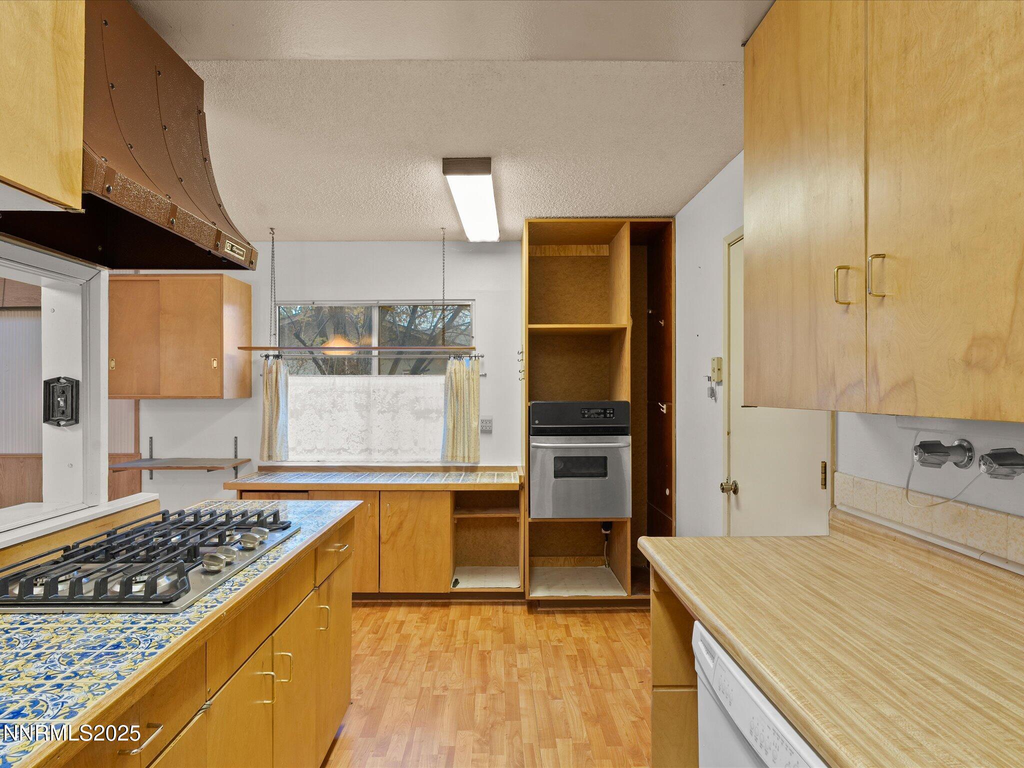 7665 Yorkshire Drive