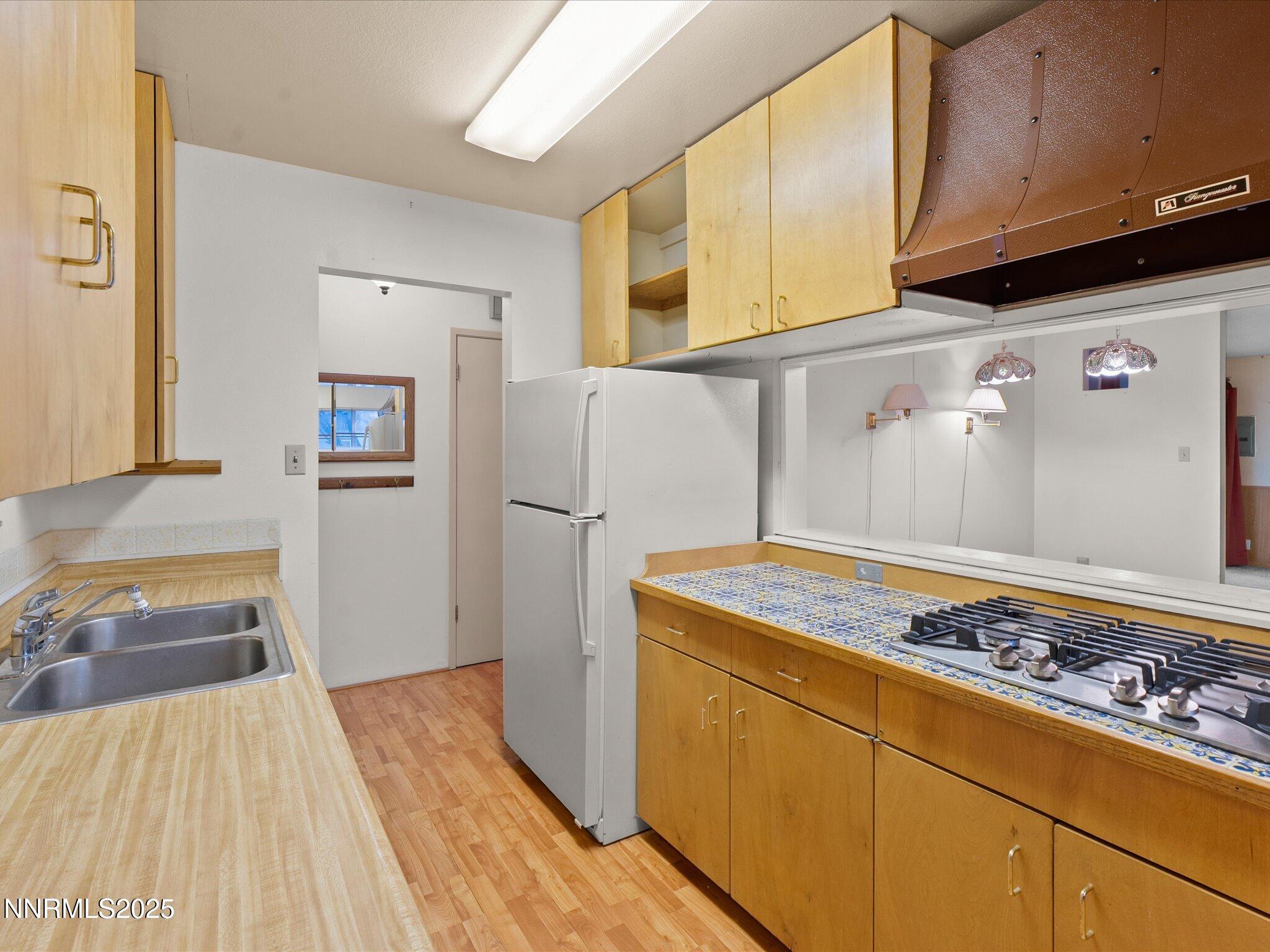 7665 Yorkshire Drive