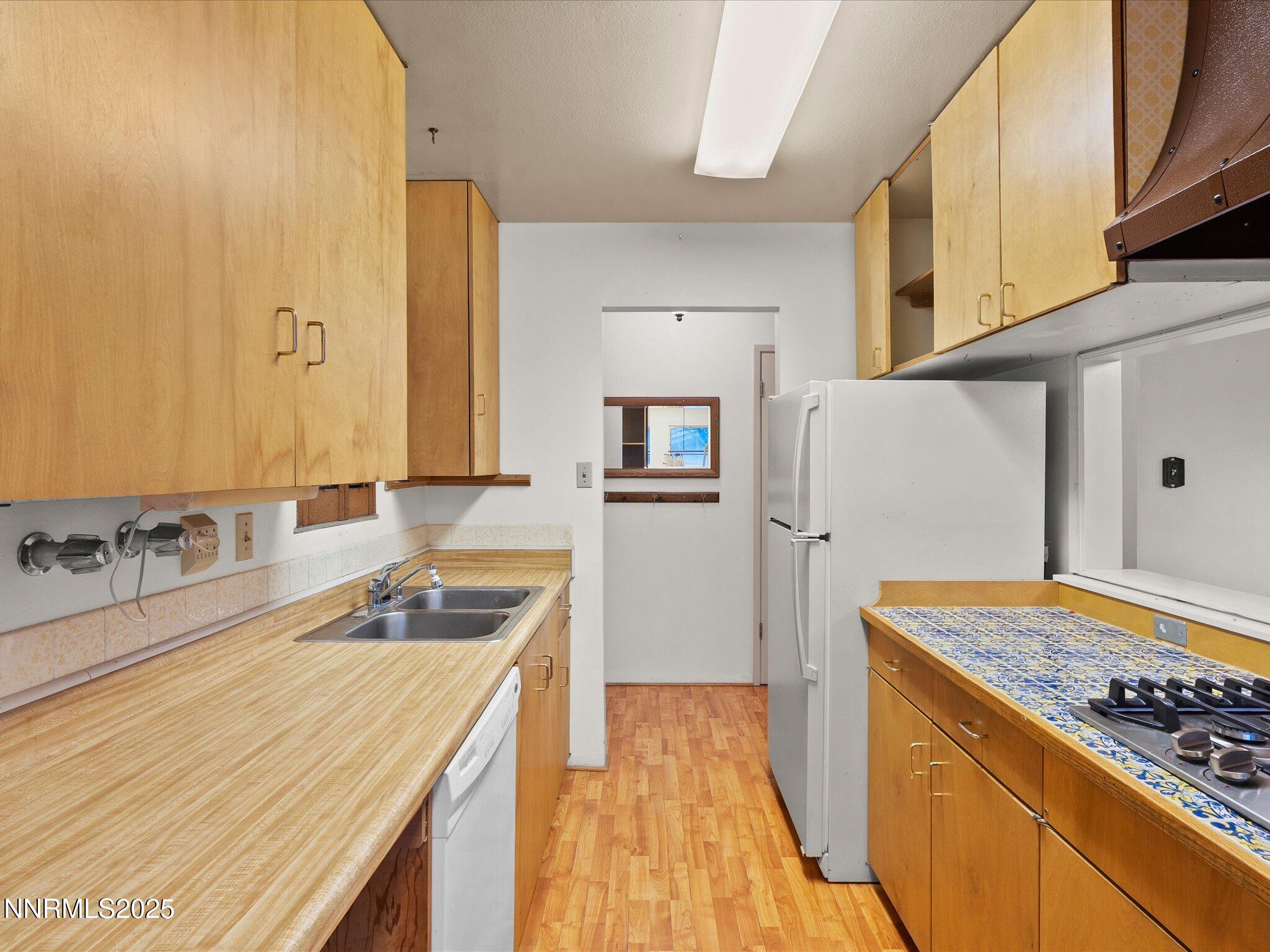 7665 Yorkshire Drive