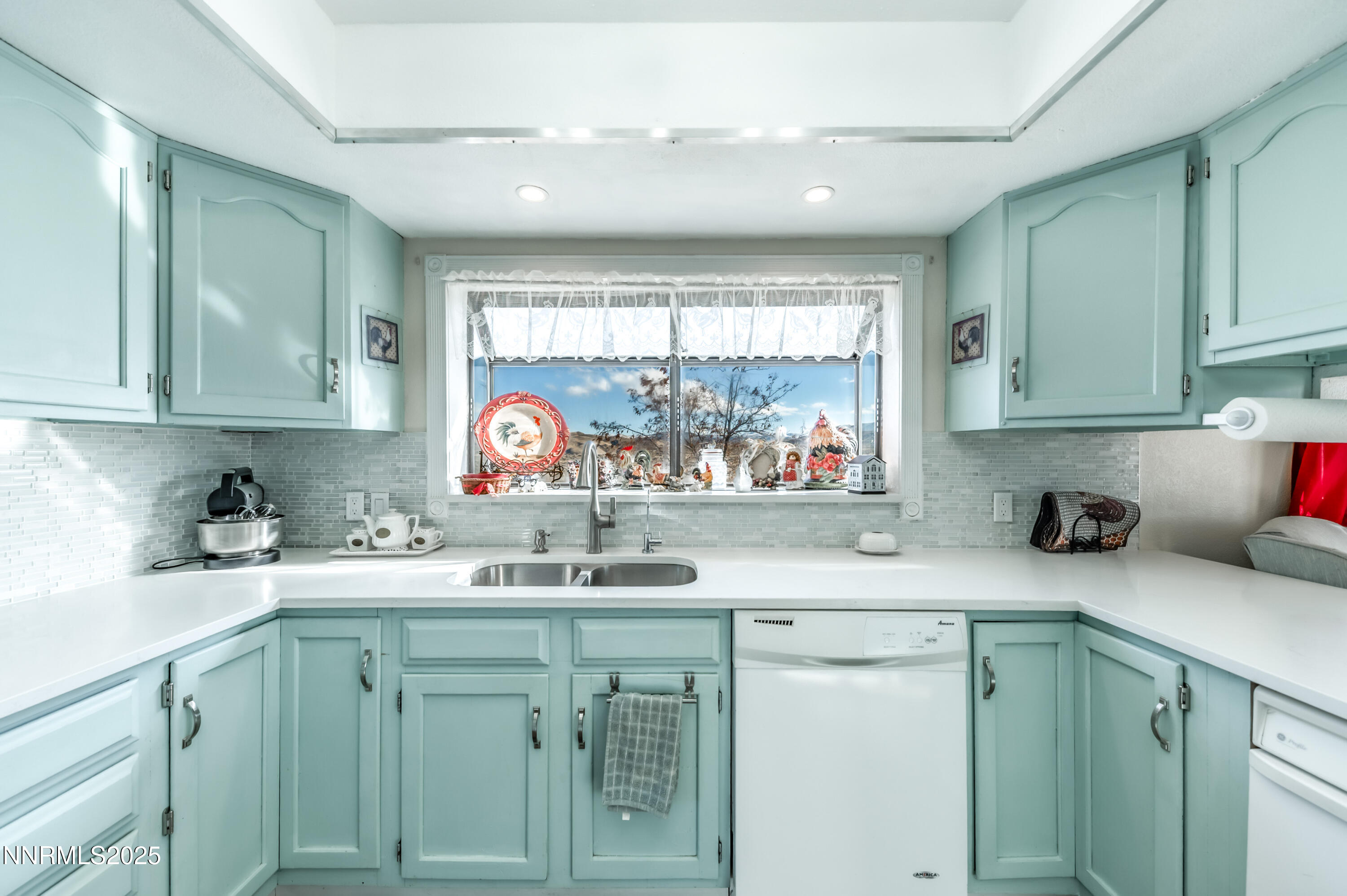 5025 Jackrabbit Road