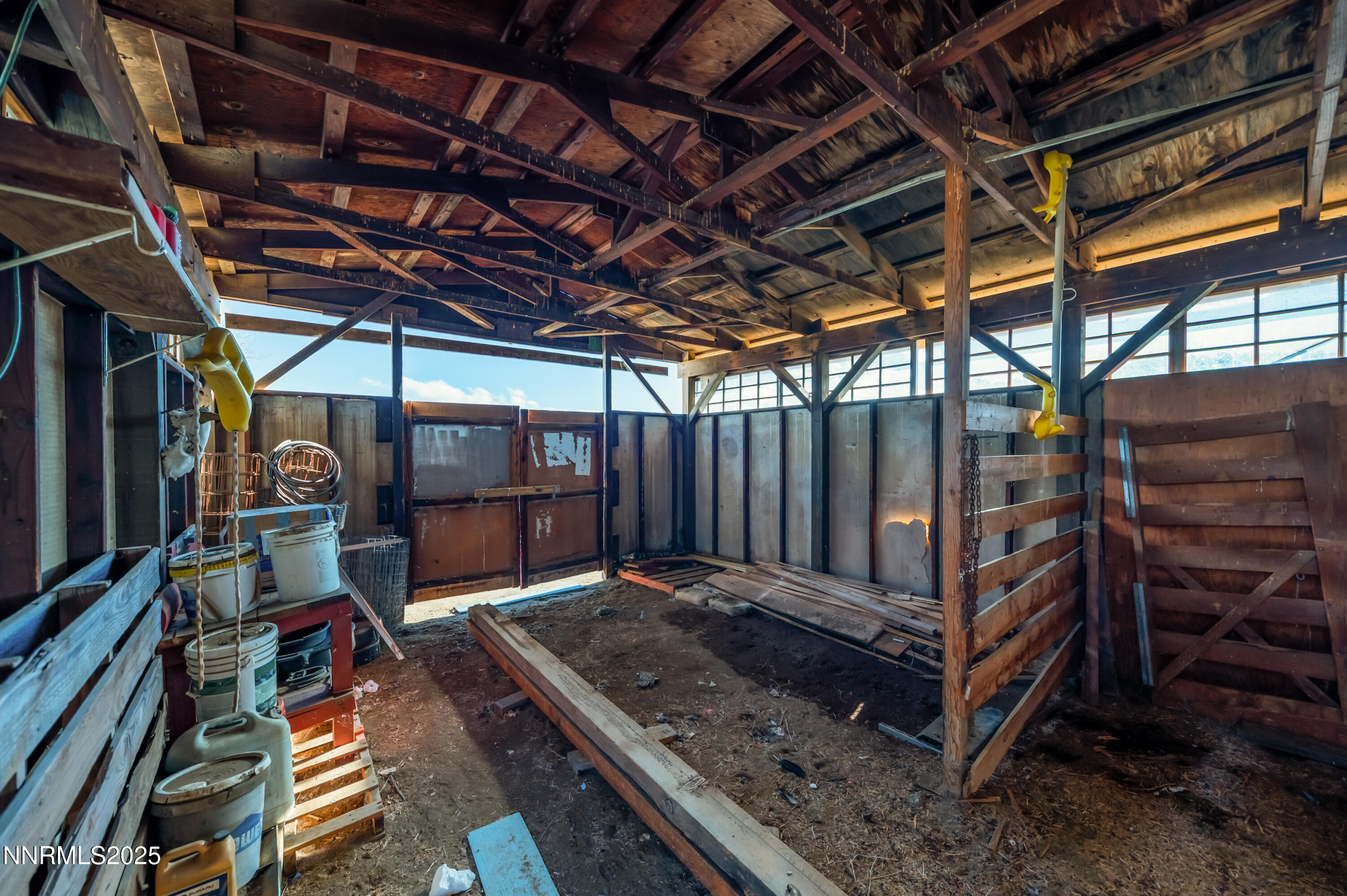 5025 Jackrabbit Road