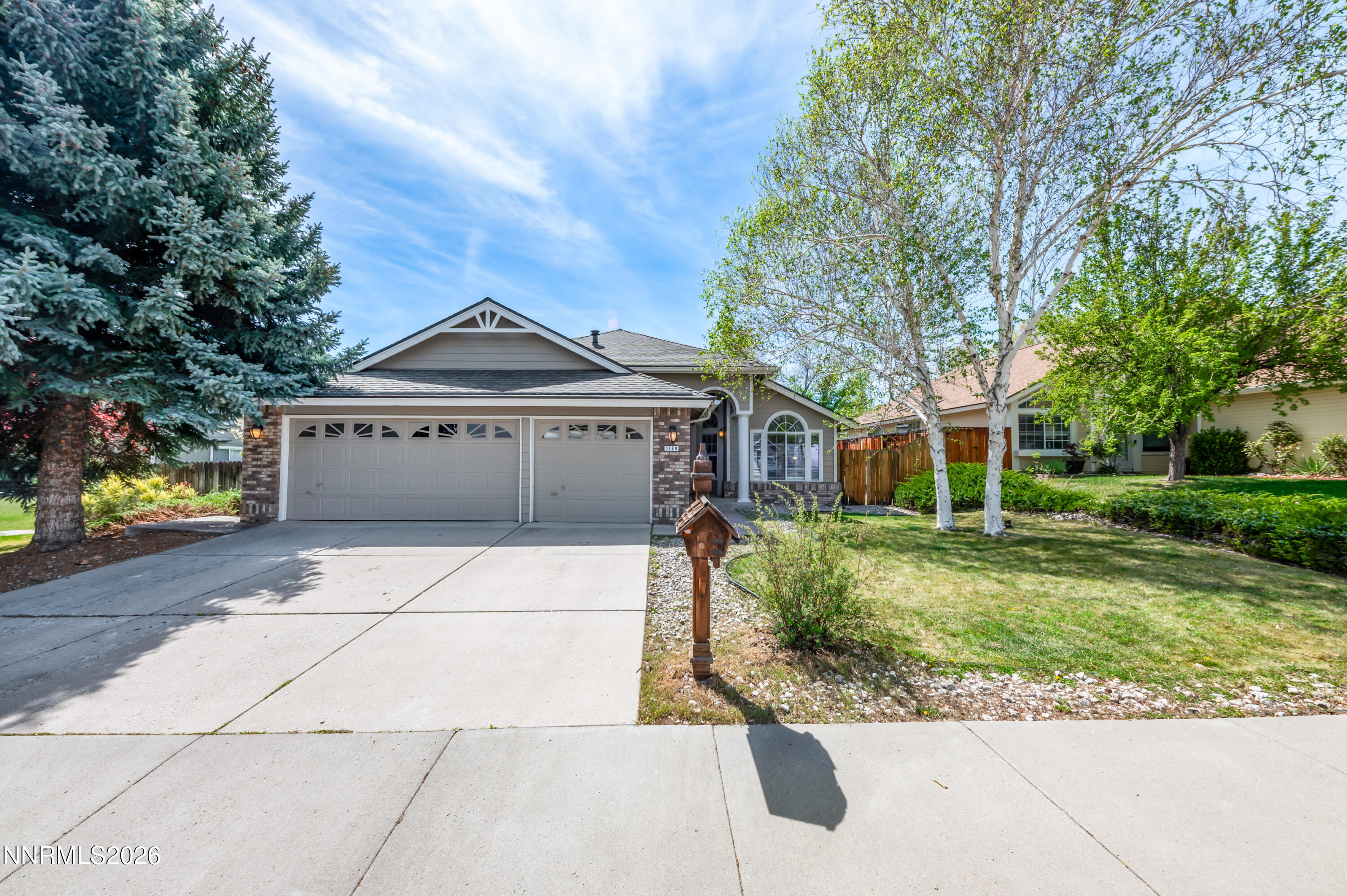 1789 Lakeland Hills Drive