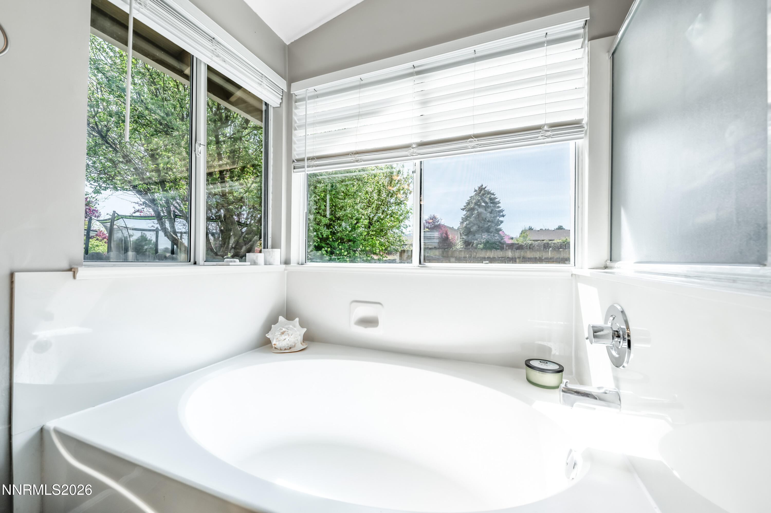 1789 Lakeland Hills Drive