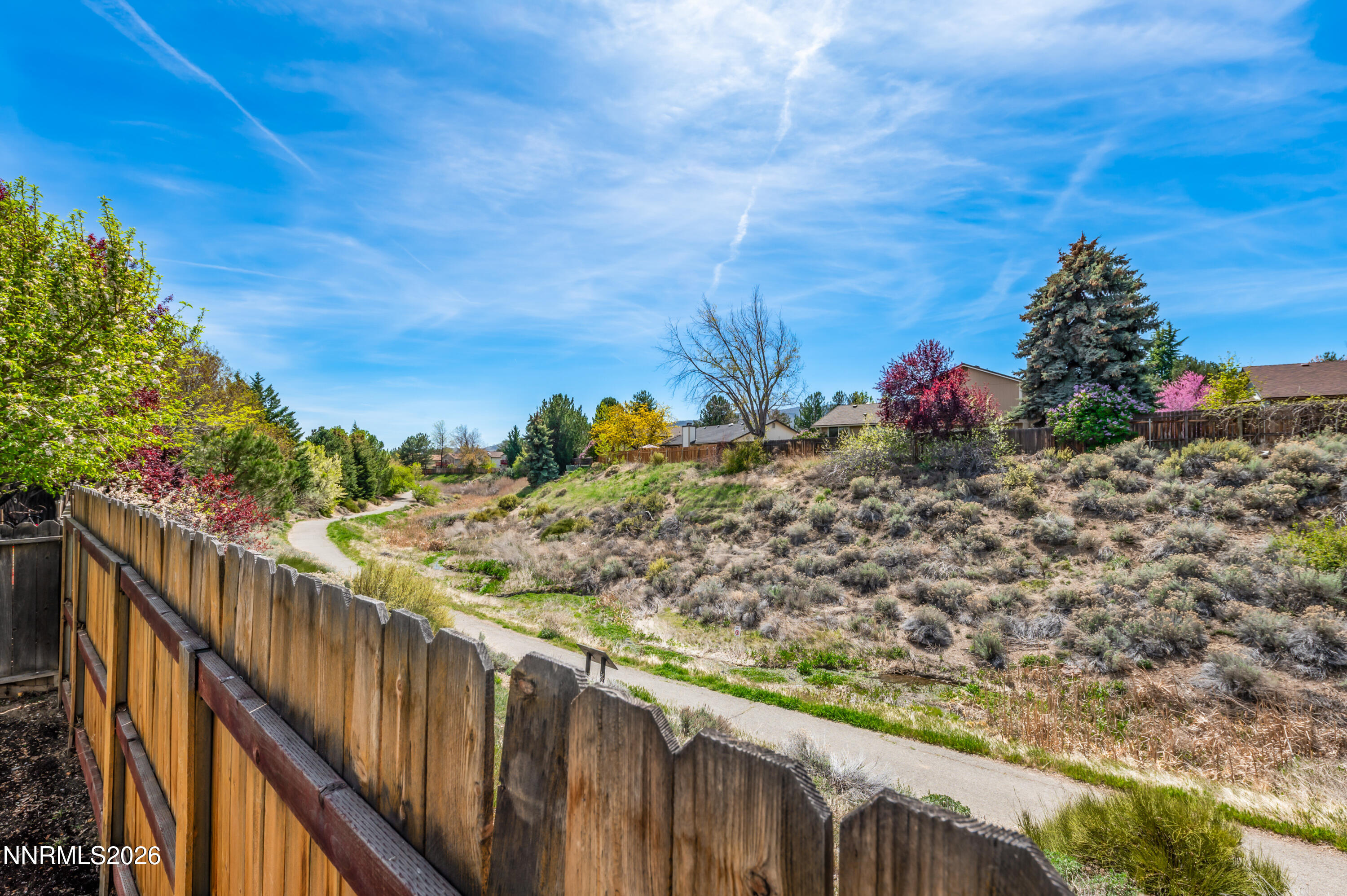 1789 Lakeland Hills Drive