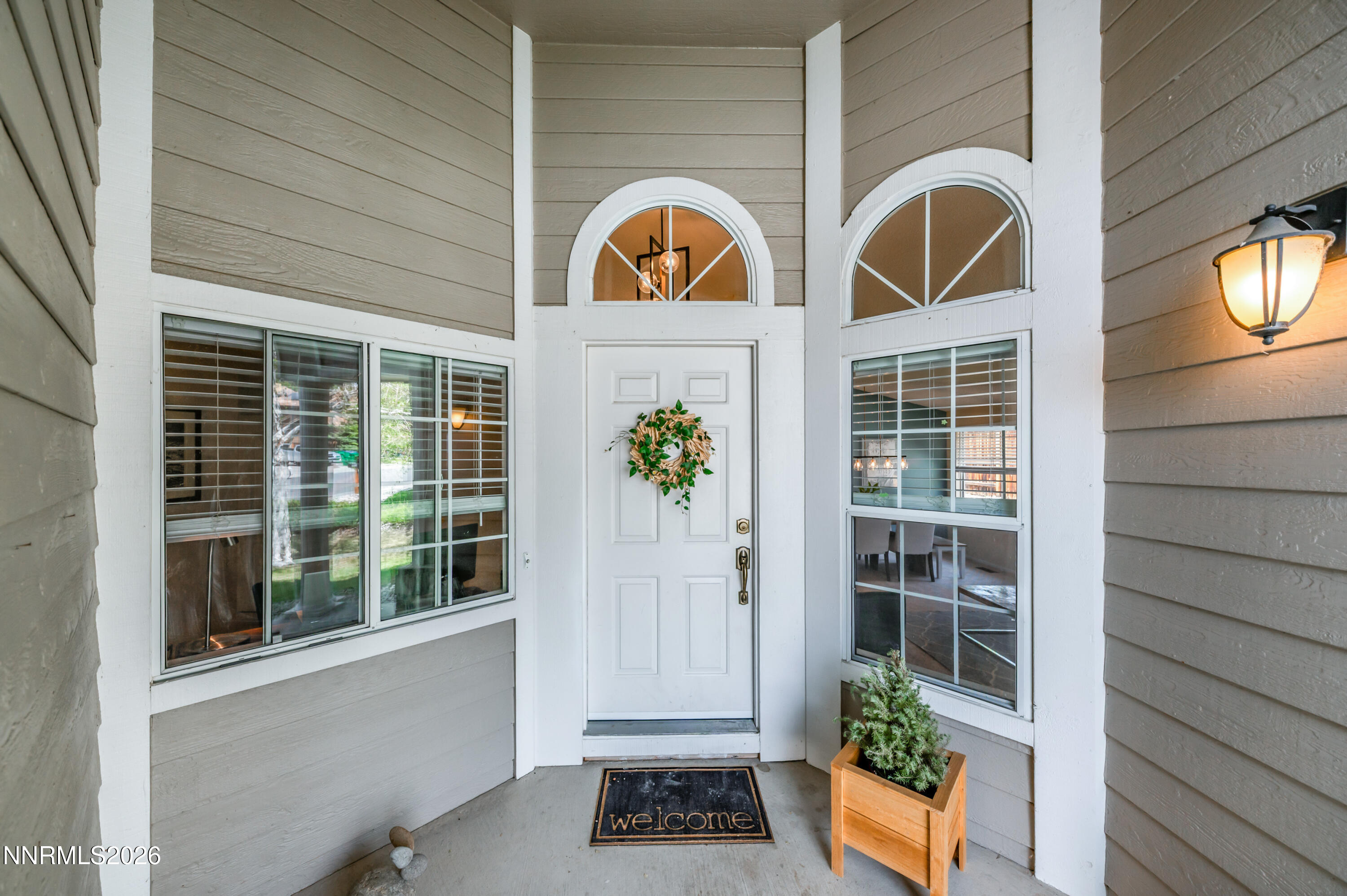 1789 Lakeland Hills Drive