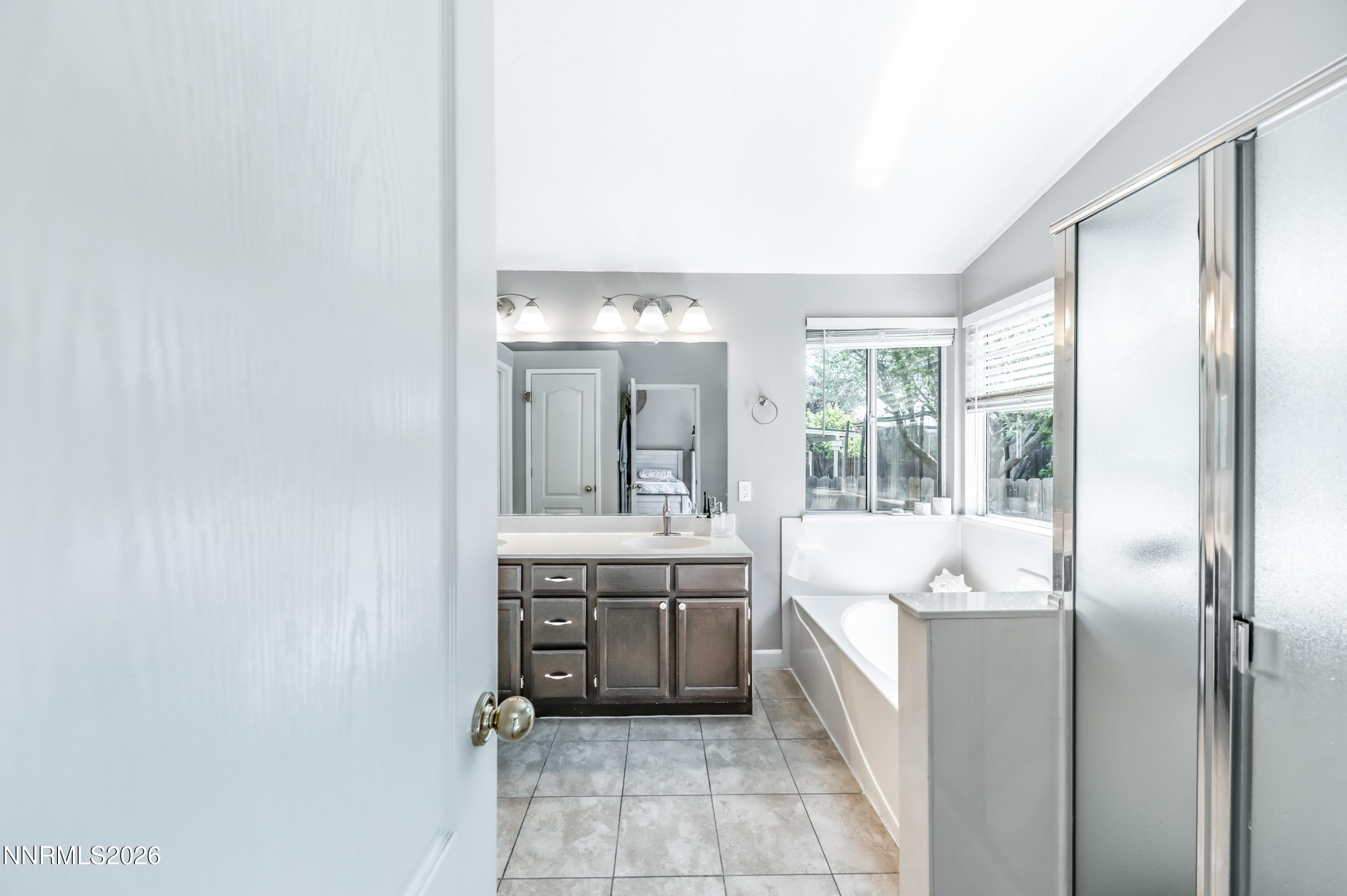 1789 Lakeland Hills Drive