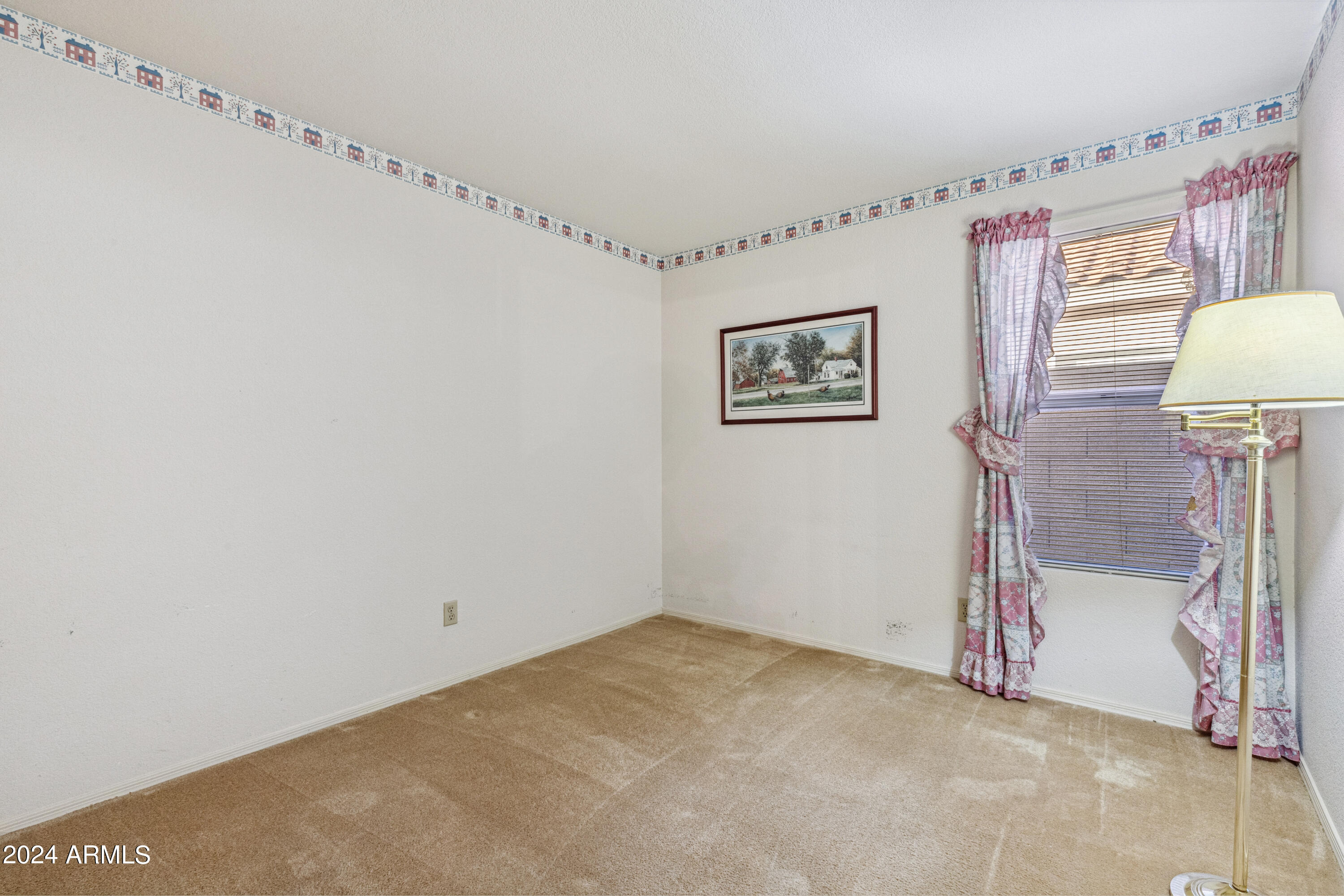 4013 N RANIER
