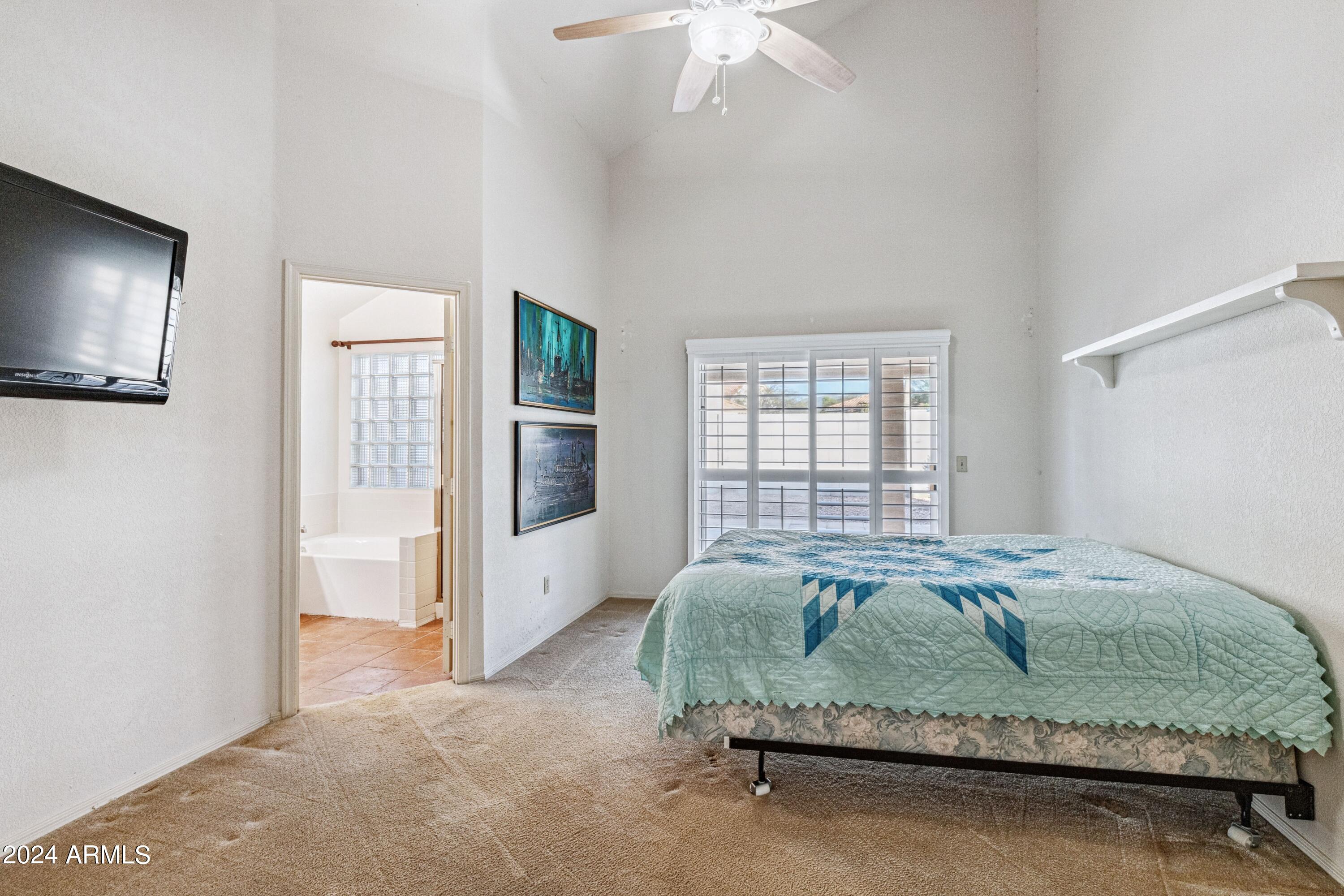 4013 N RANIER