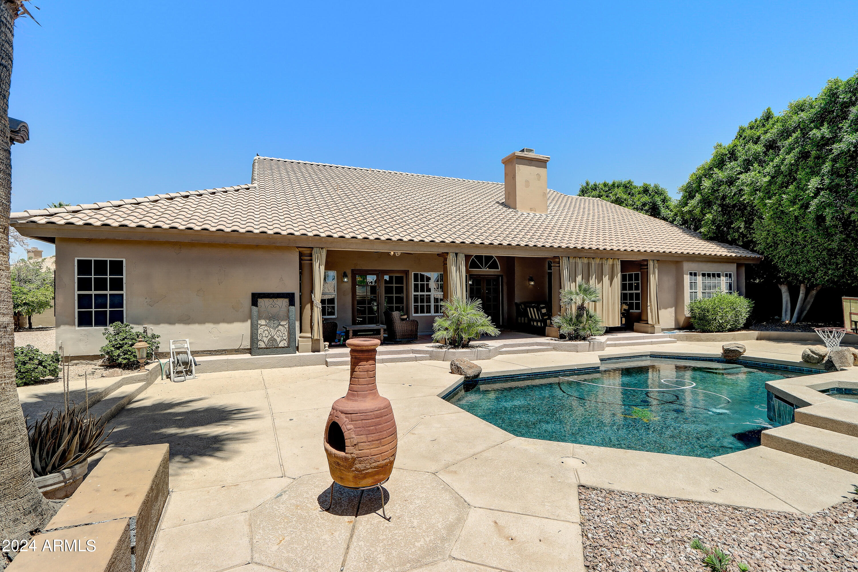 1455 E AMBERWOOD Drive