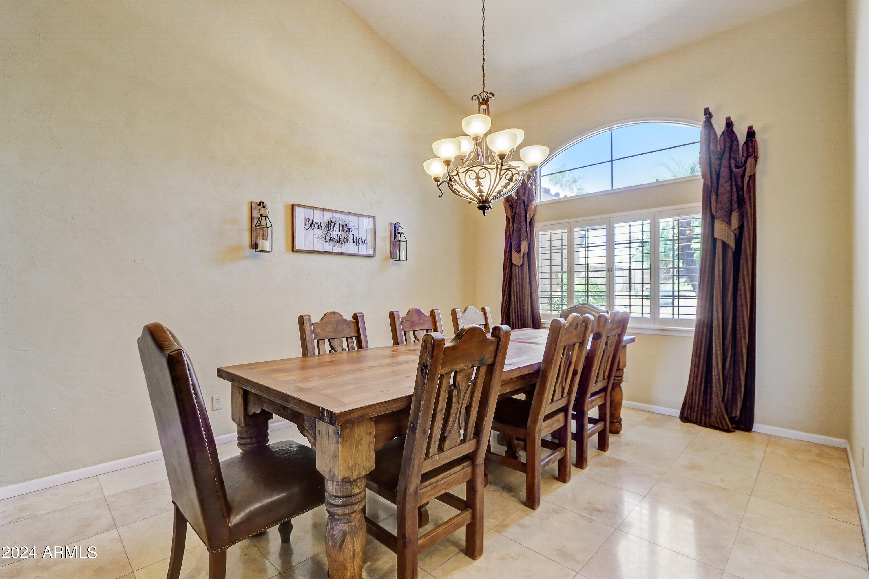 1455 E AMBERWOOD Drive