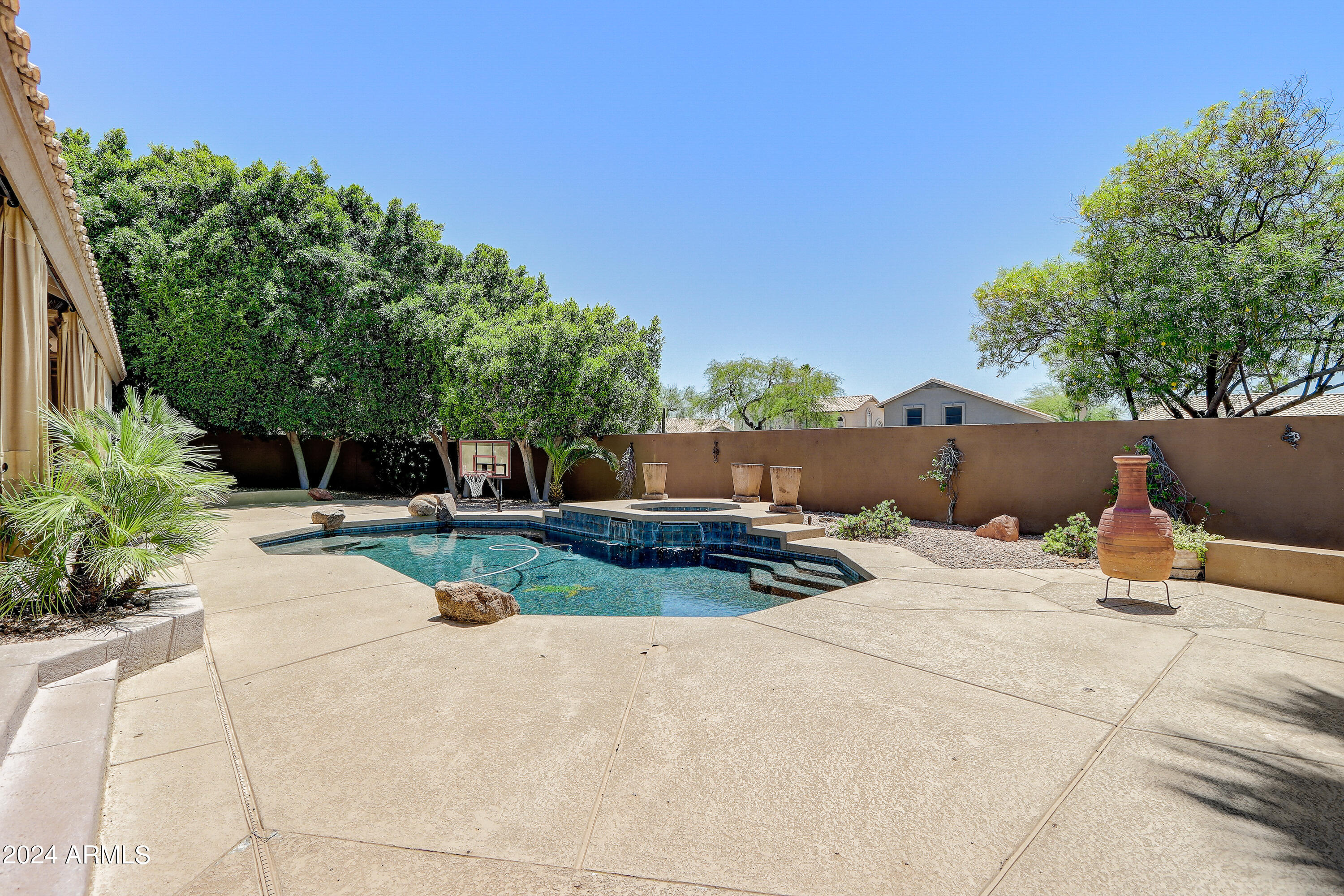 1455 E AMBERWOOD Drive
