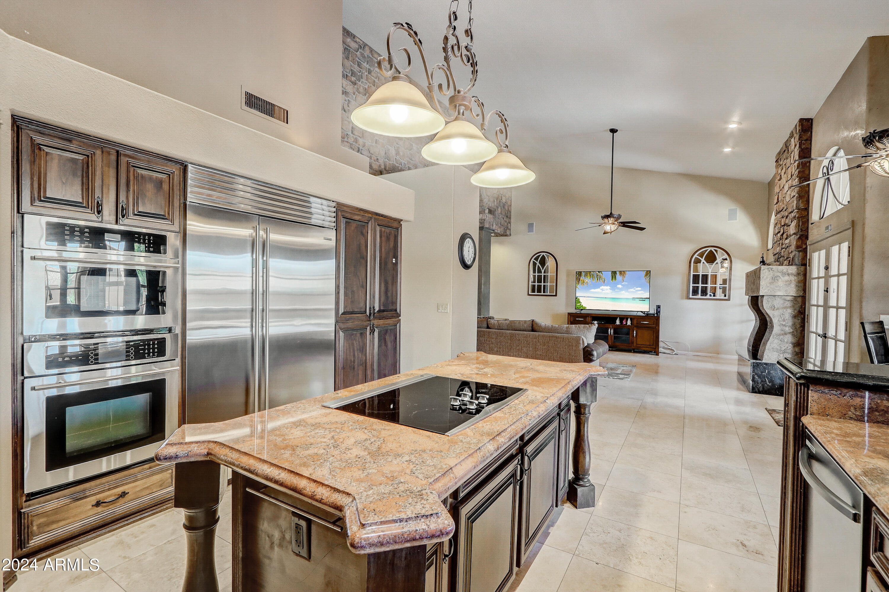 1455 E AMBERWOOD Drive