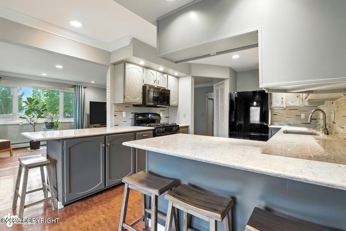 7837 Raymar Circle