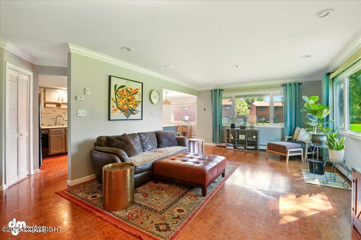 7837 Raymar Circle