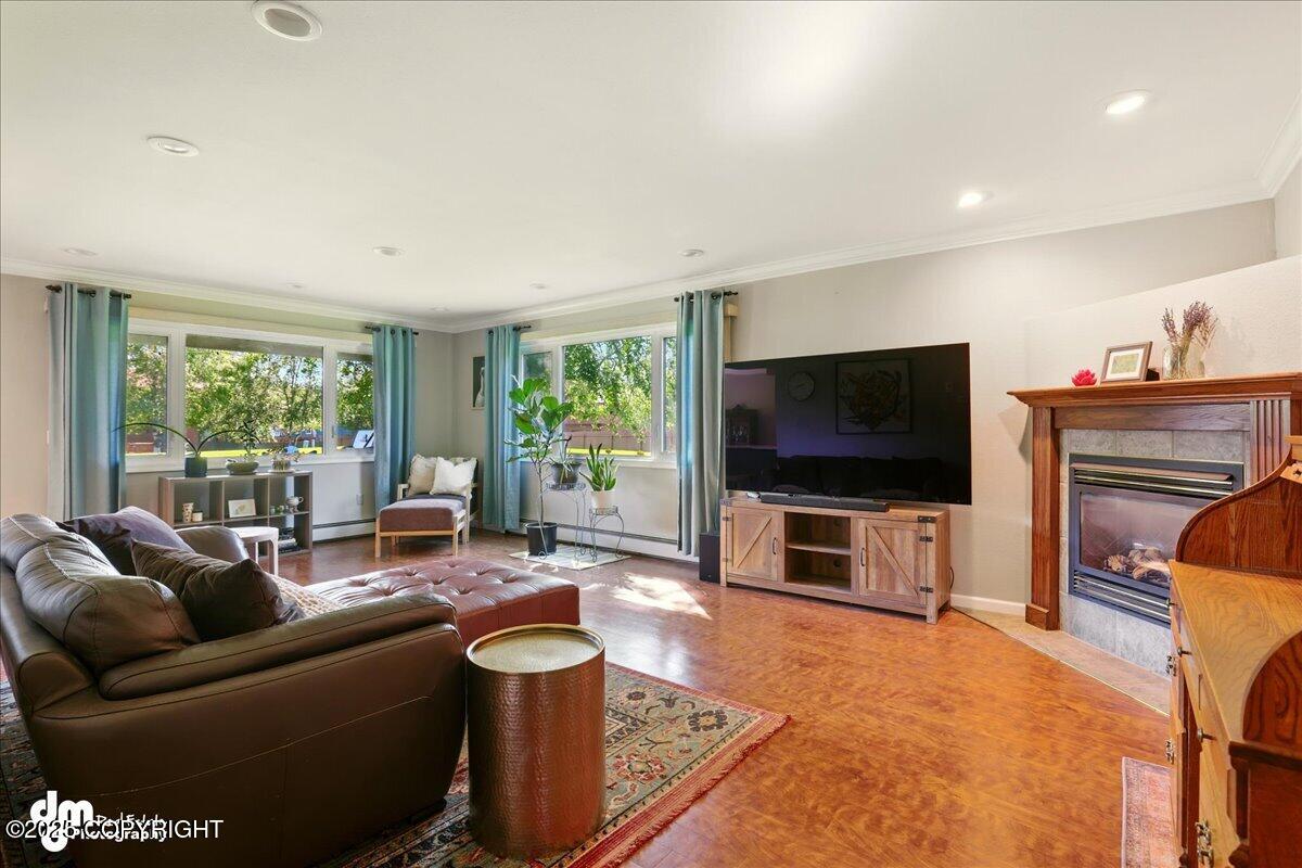 7837 Raymar Circle