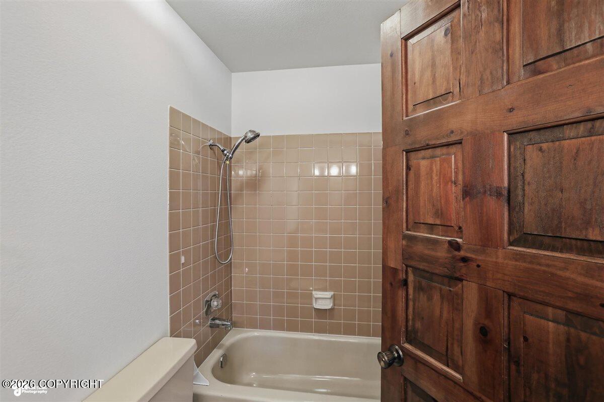 2620 W 72nd Avenue