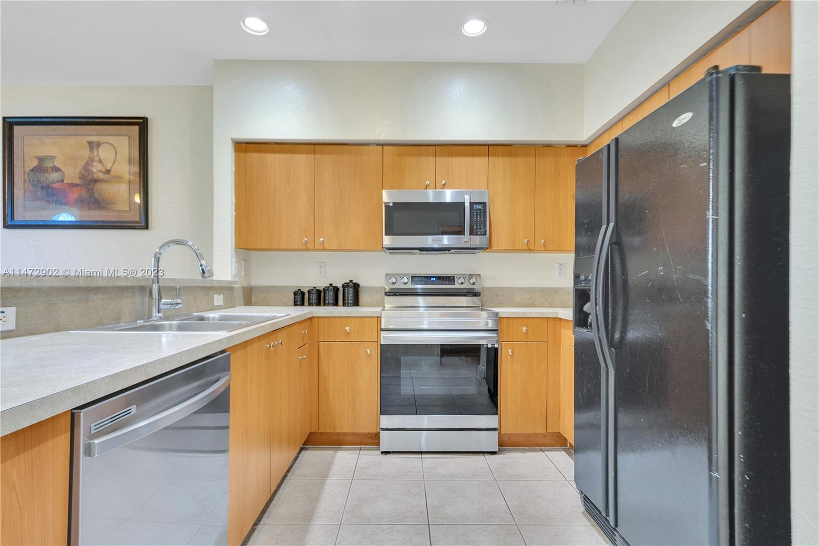 2554 SW 83rd Ter # 105