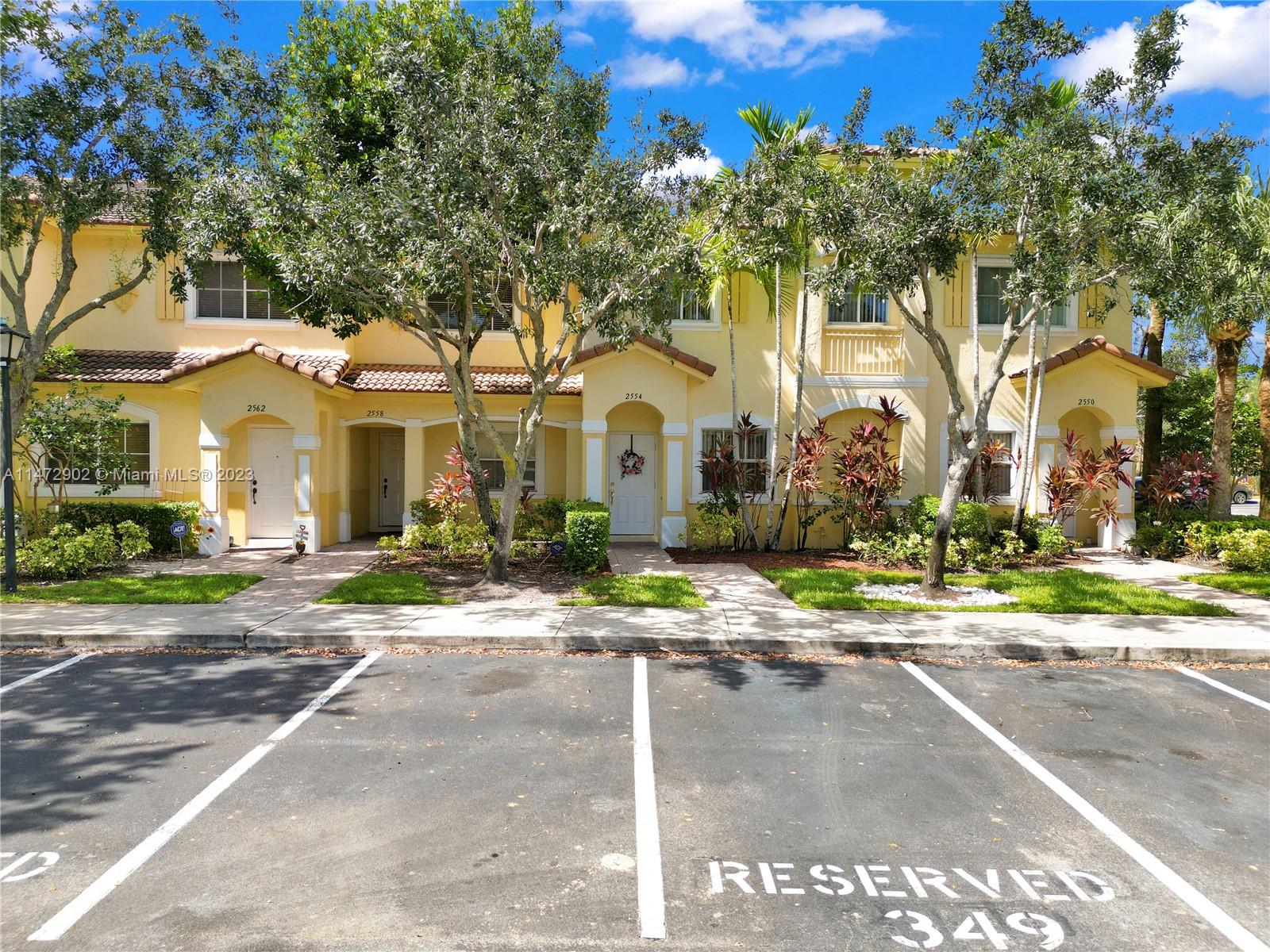 2554 SW 83rd Ter # 105