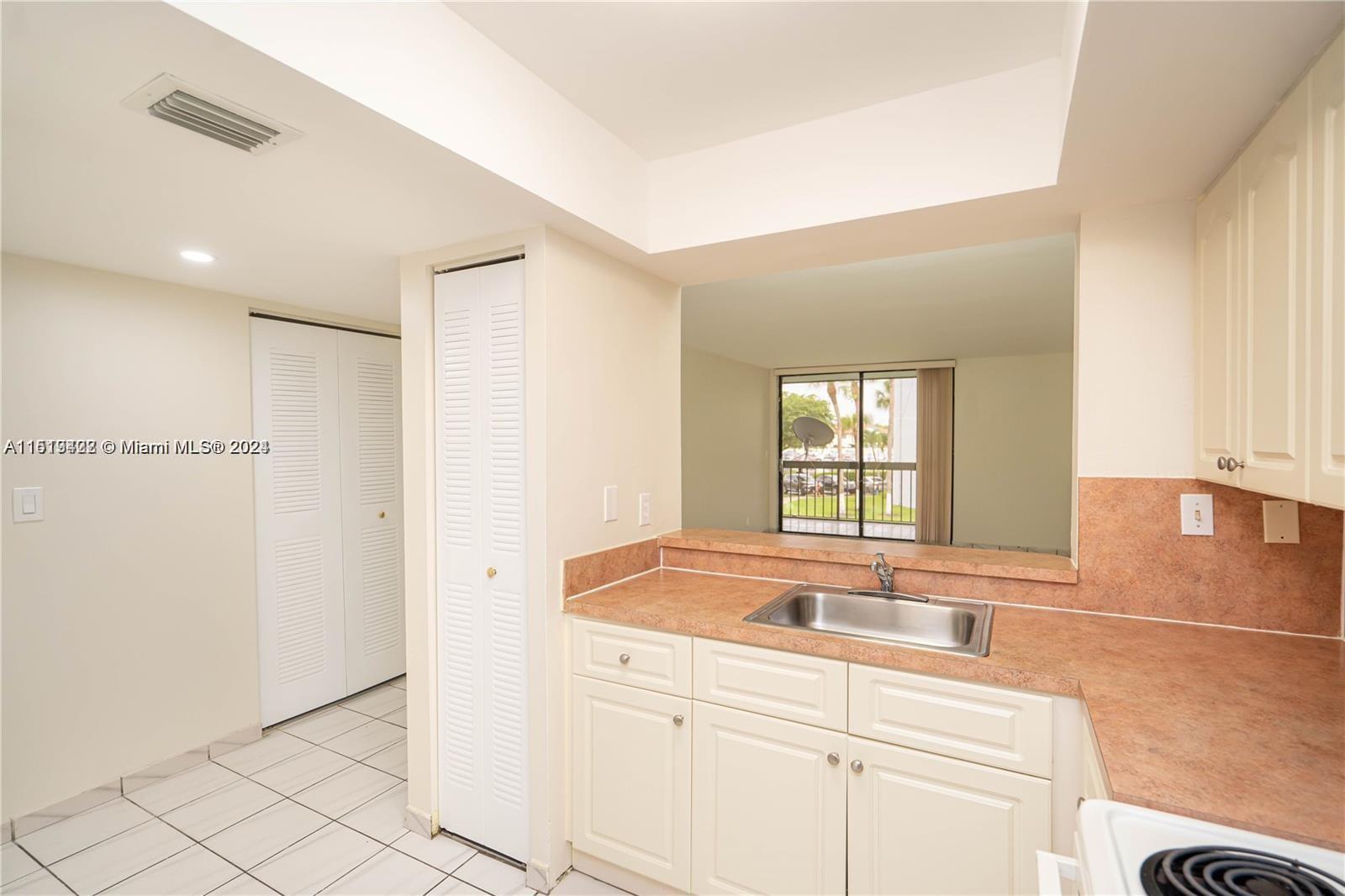 12209 SW 14th Ln # 1211