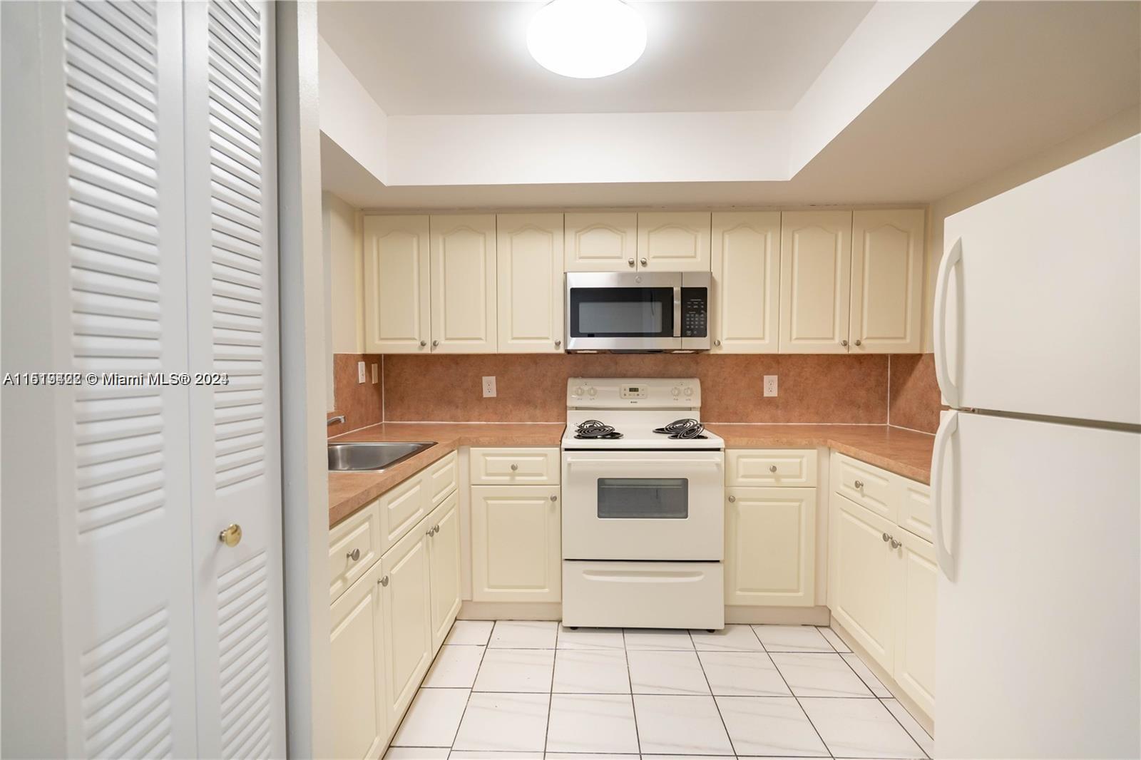 12209 SW 14th Ln # 1211