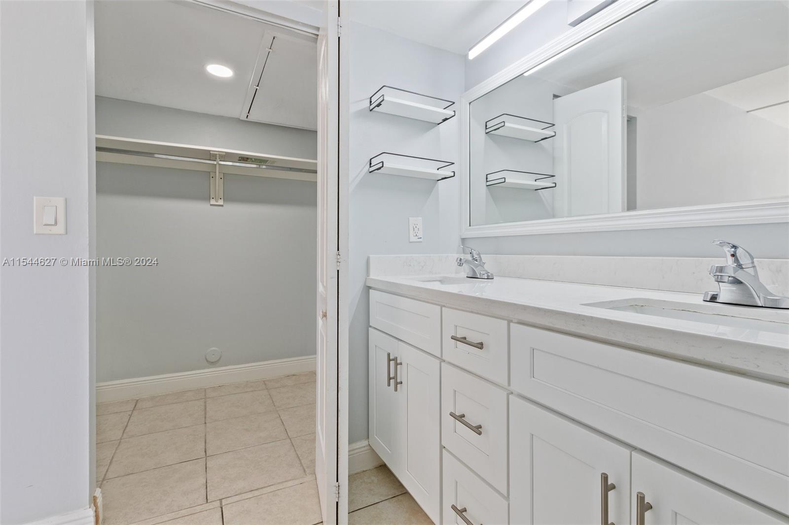 11446 NW 10th St # 11446