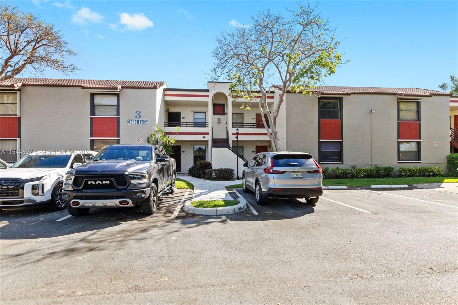 11446 NW 10th St # 11446