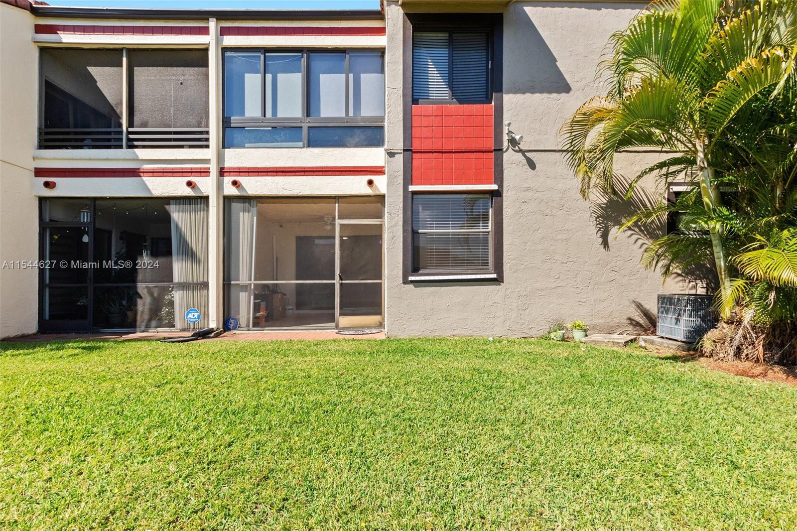 11446 NW 10th St # 11446