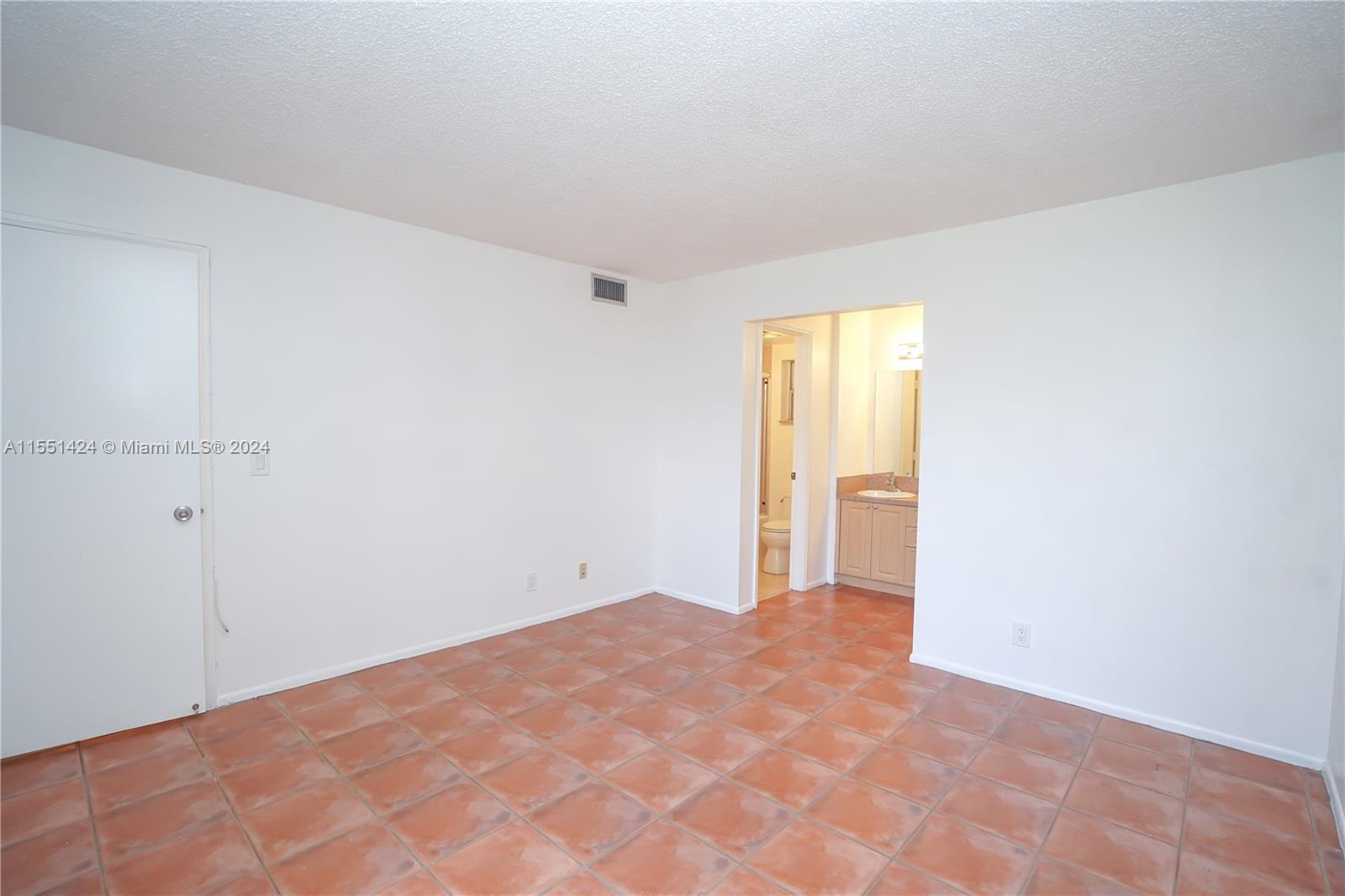 9481 Evergreen Pl # 103