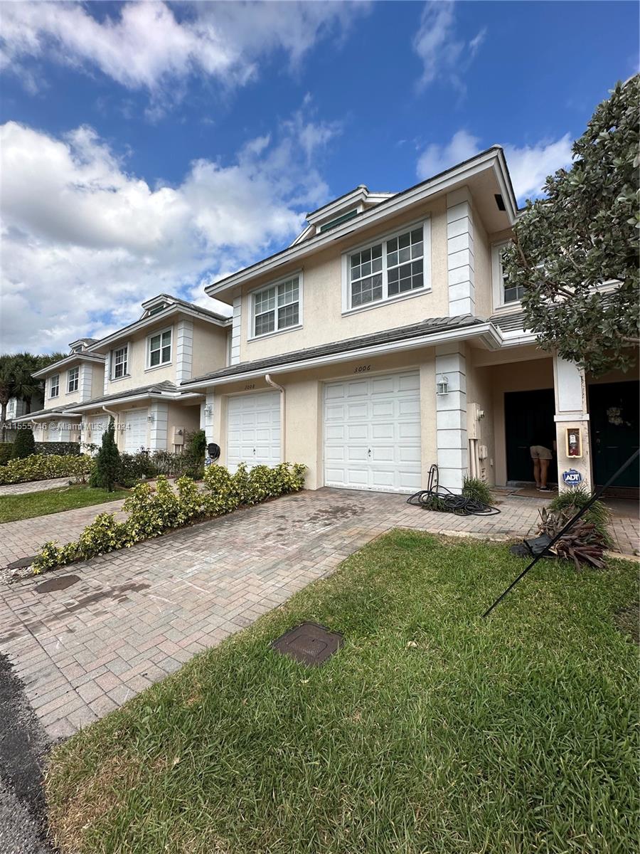 3006 NW 30th Way # 3006